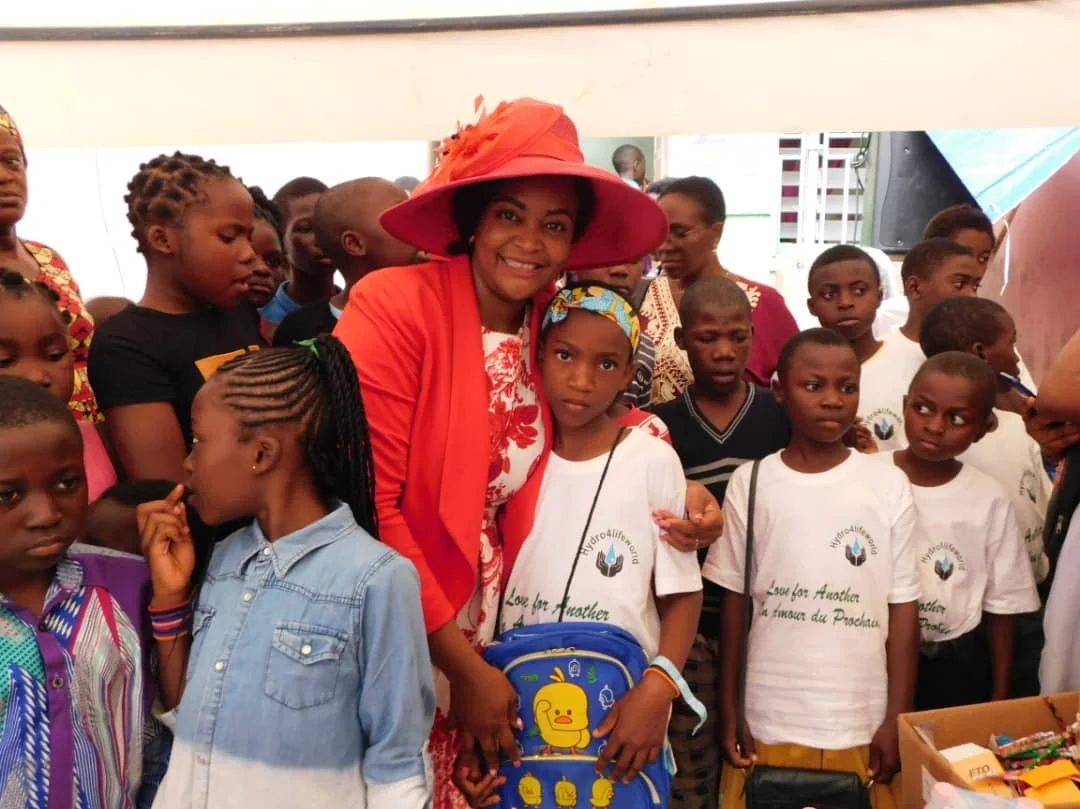 Picture with Kids.jpg