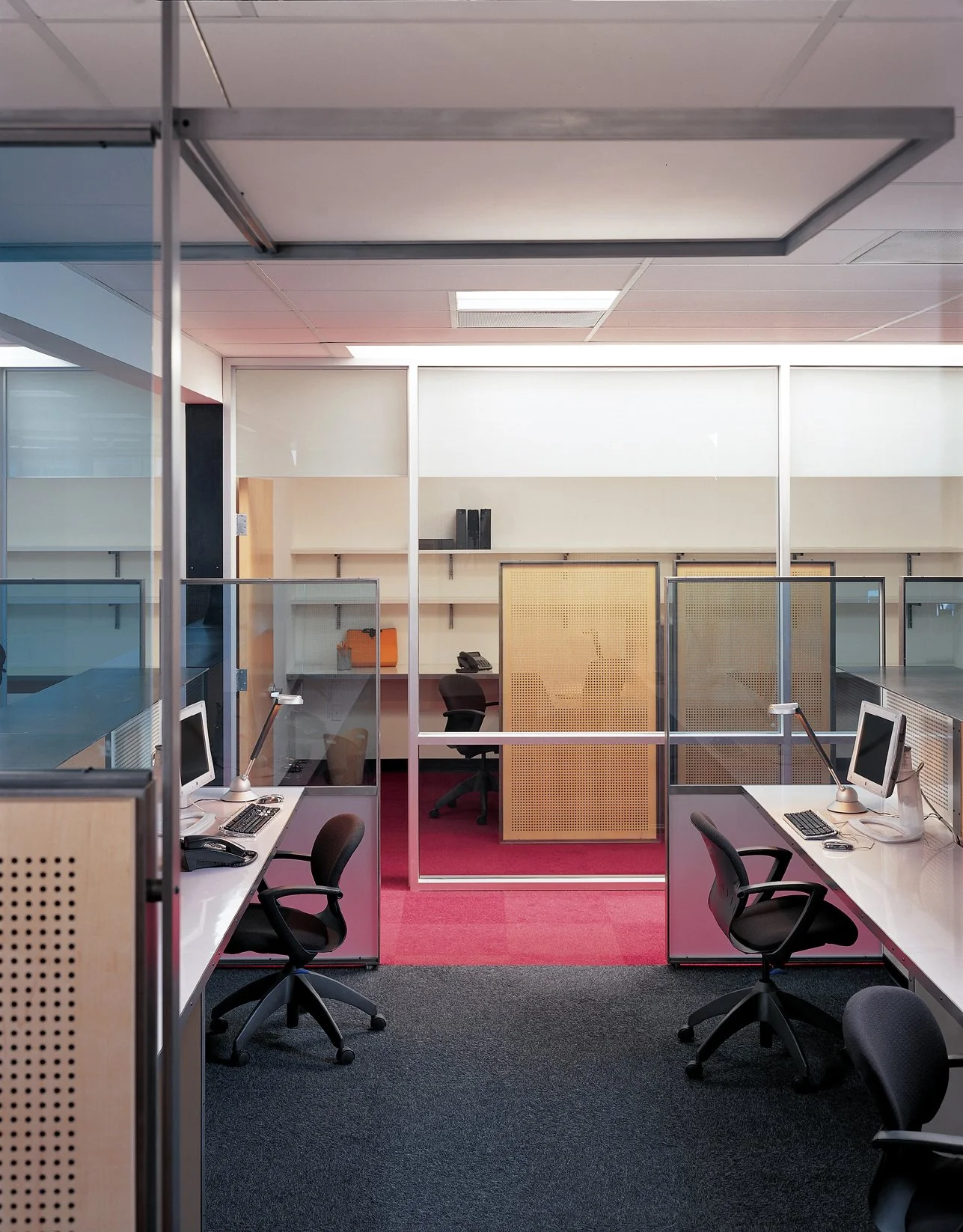 2_call_center_3.jpg