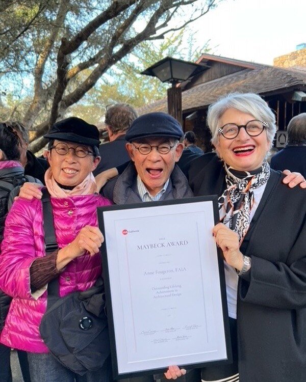 Celebrating the Maybeck award with friends Norma and Ed Ong at @mdc_conf last weekend!

#womeninarchitecture #maybeckaward #modernarchitecture #montereydesignconference