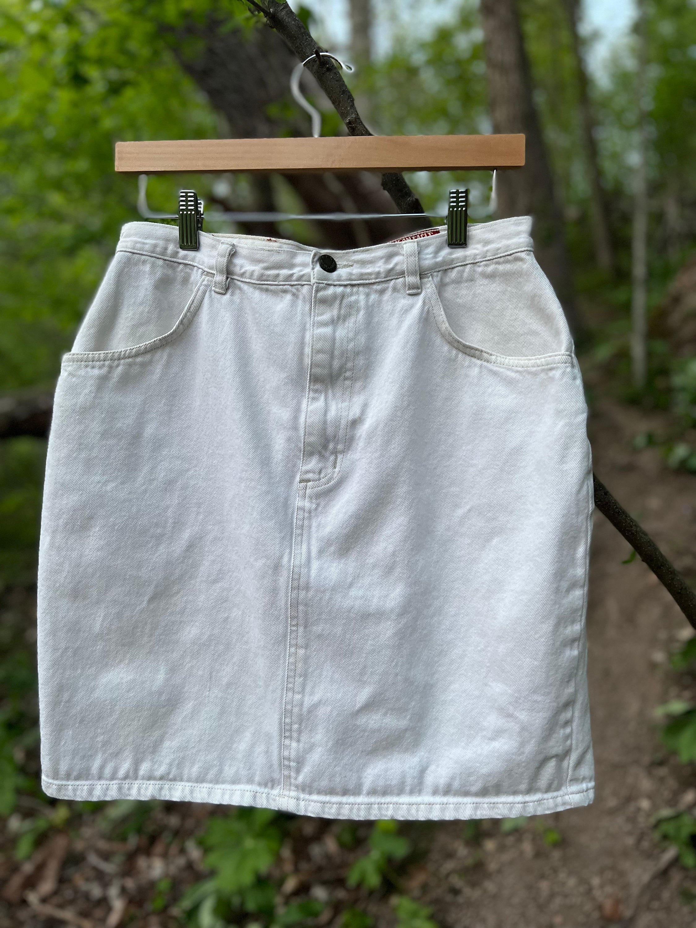 https://i.etsystatic.com/23713511/r/il/a22e22/4885230705/il_fullxfull.4885230705_rt98.jpg