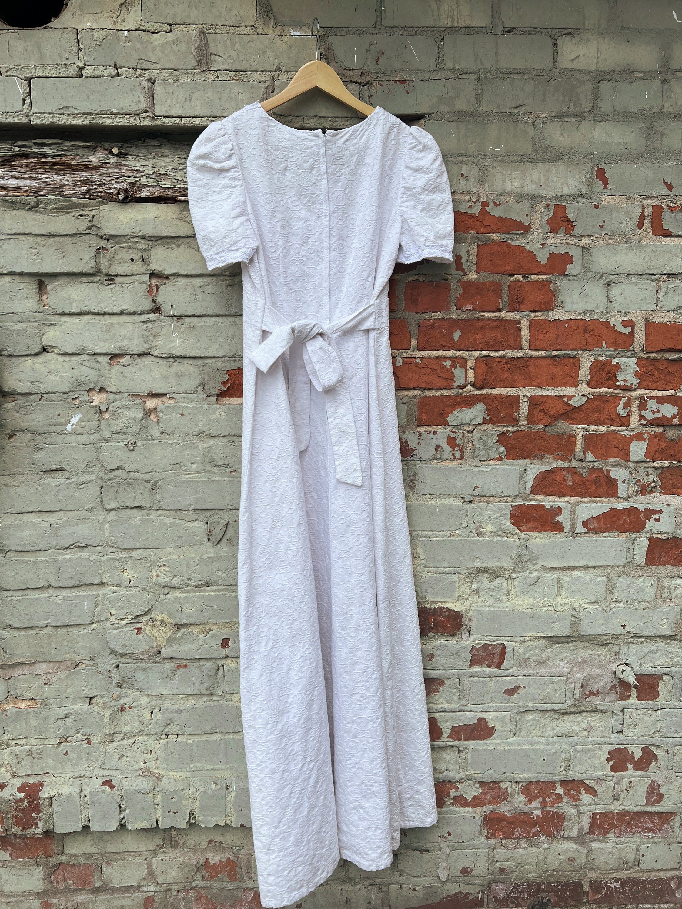 https://i.etsystatic.com/23713511/r/il/20bdf3/5132630775/il_fullxfull.5132630775_liet.jpg