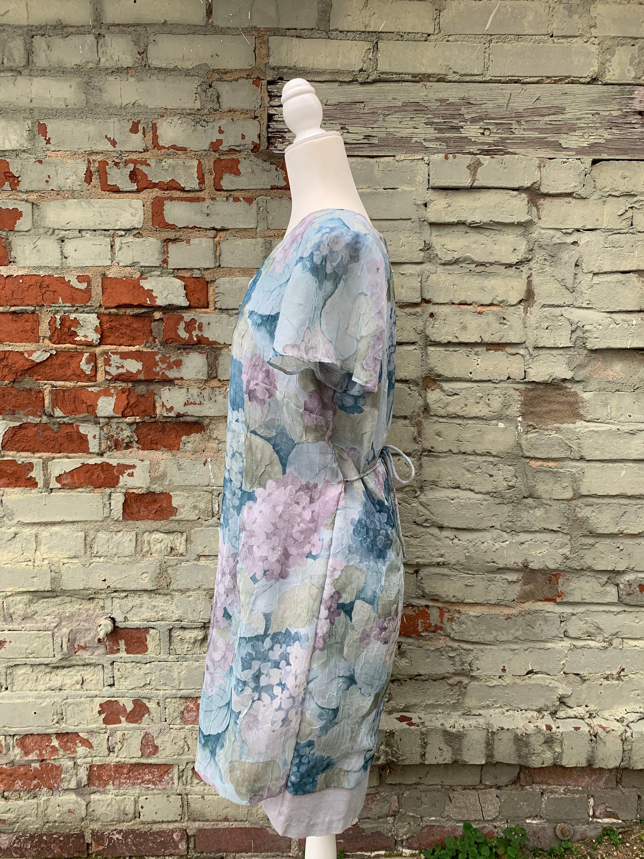 https://i.etsystatic.com/23713511/r/il/7ece8a/4808675551/il_fullxfull.4808675551_ry5y.jpg