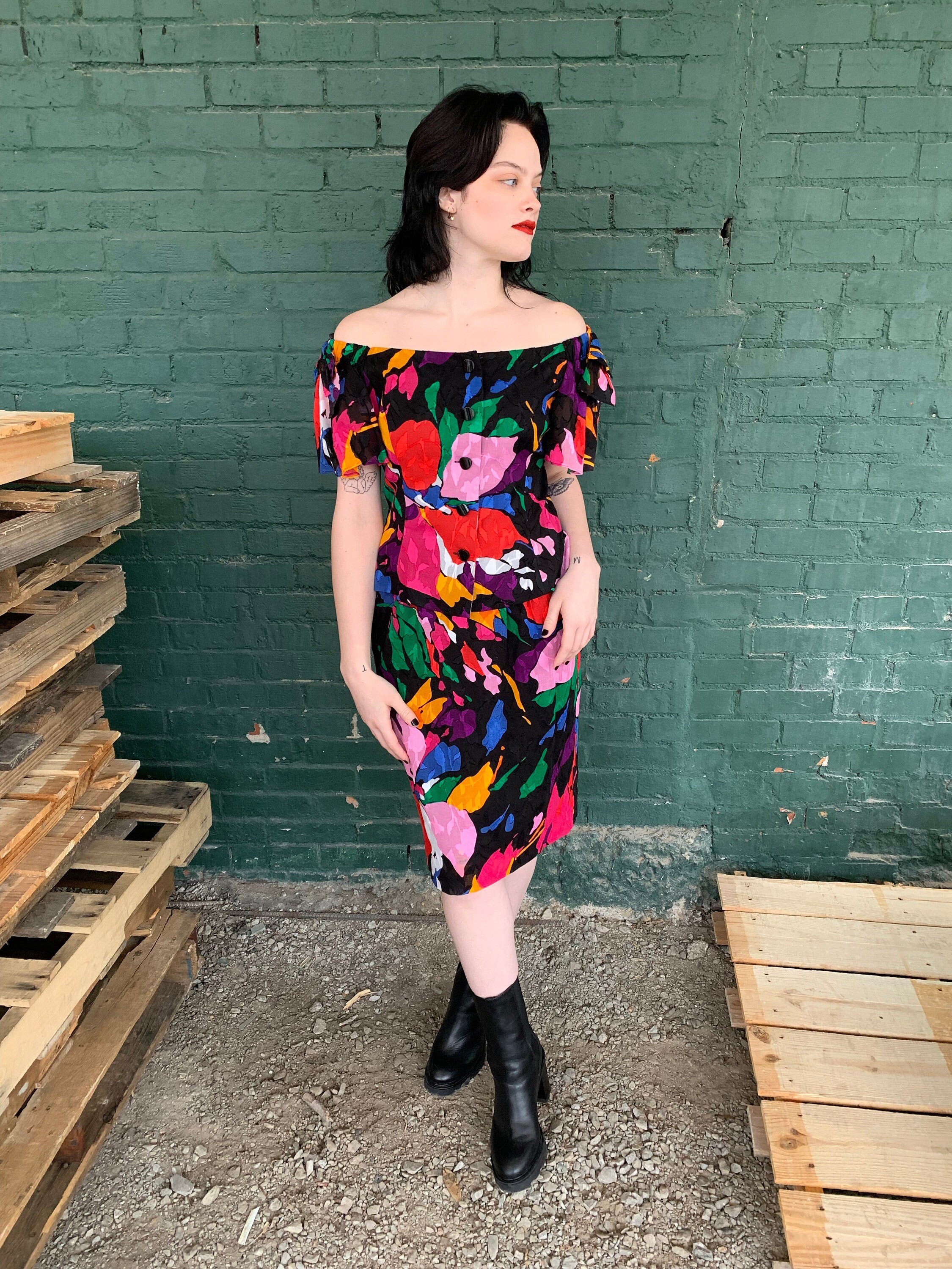 https://i.etsystatic.com/23713511/r/il/bb44ed/4697407007/il_fullxfull.4697407007_9c7t.jpg
