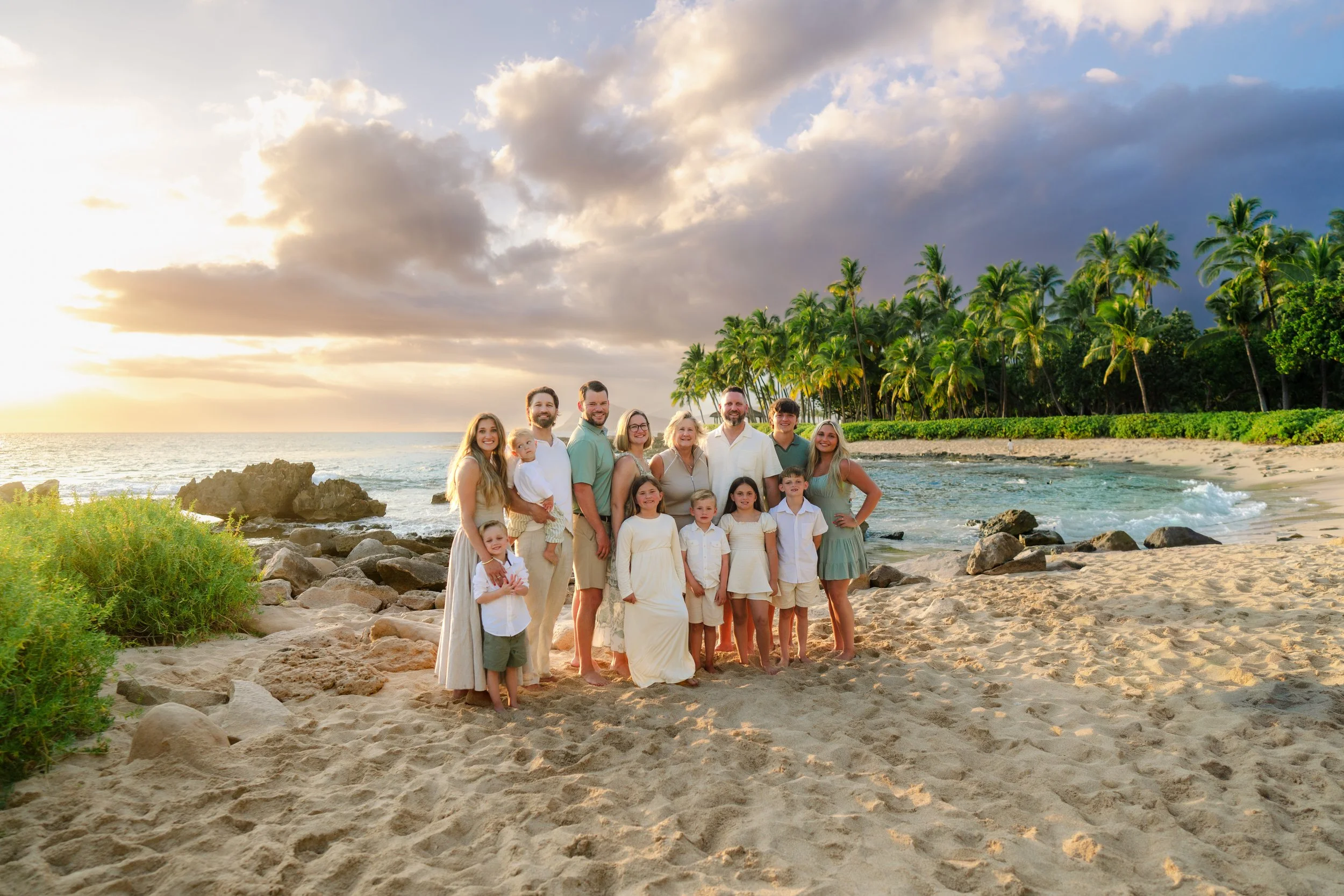 Extended family photography session at Secret Beach near Ko Olina during an Oahu family vacation