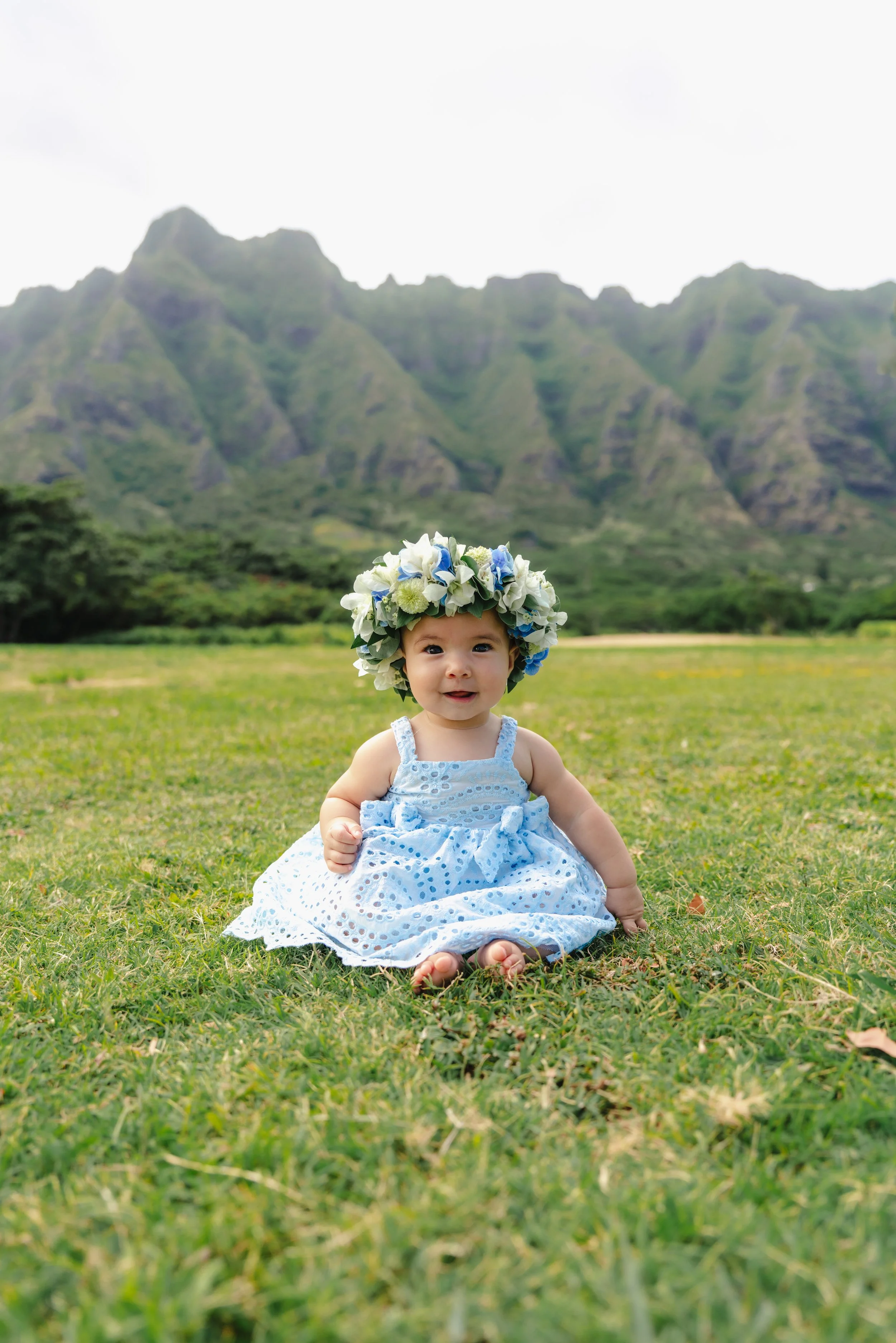 Baby portrait kualoa-1.jpg