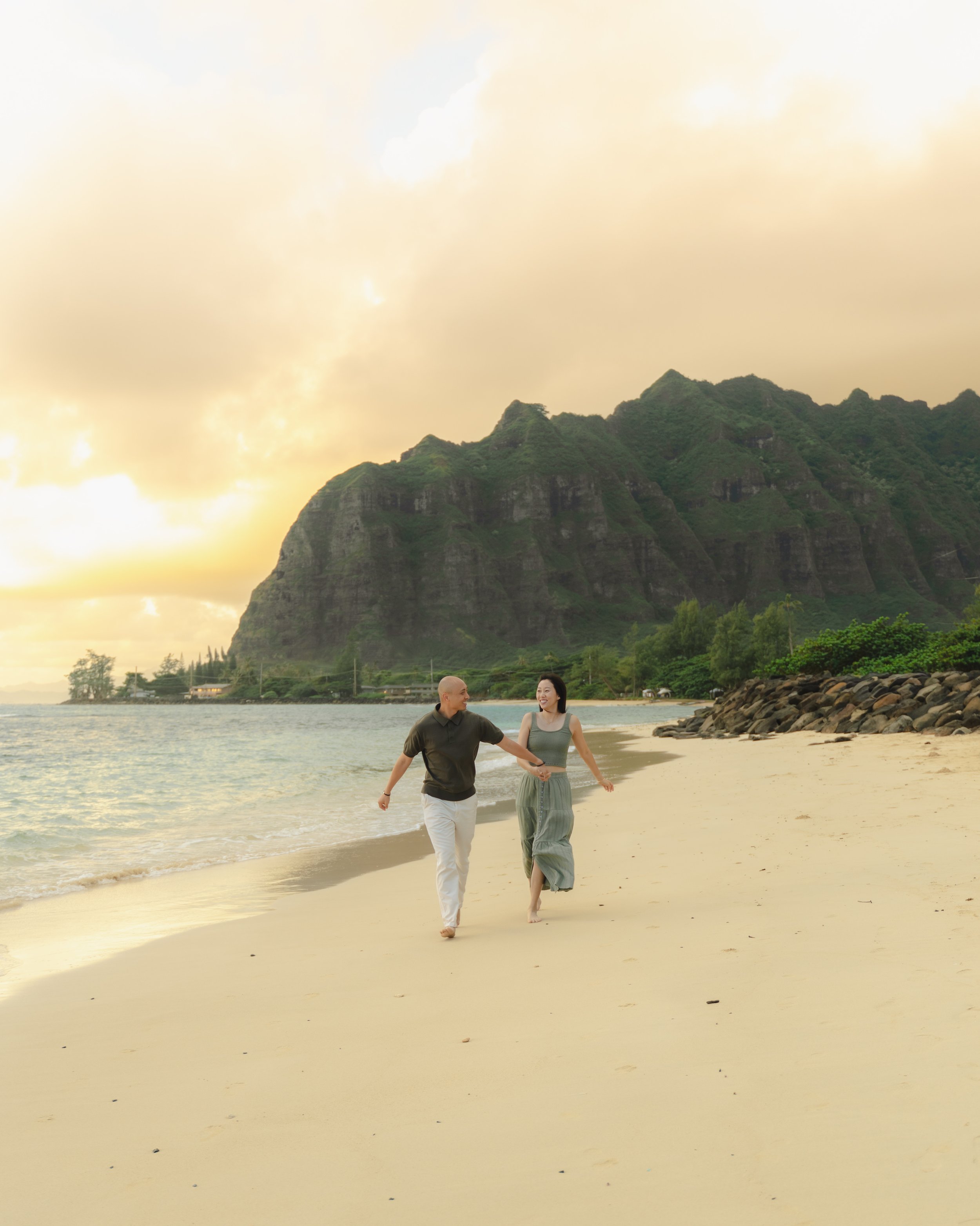 kaaawa-sunrise-anniversary-couples-photography-oahu-01.jpg