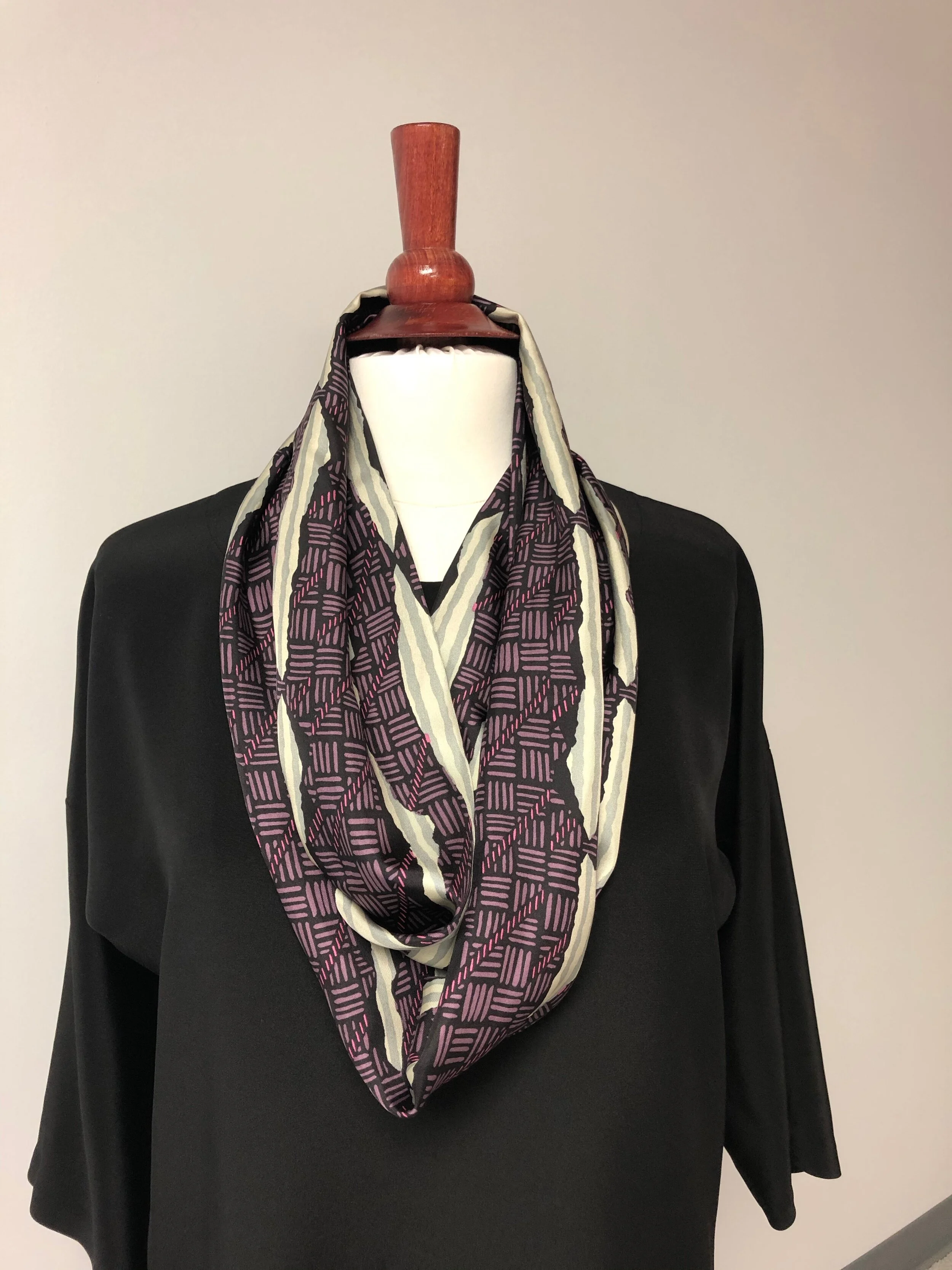silk twill infinity scarf, black/cream/lavender