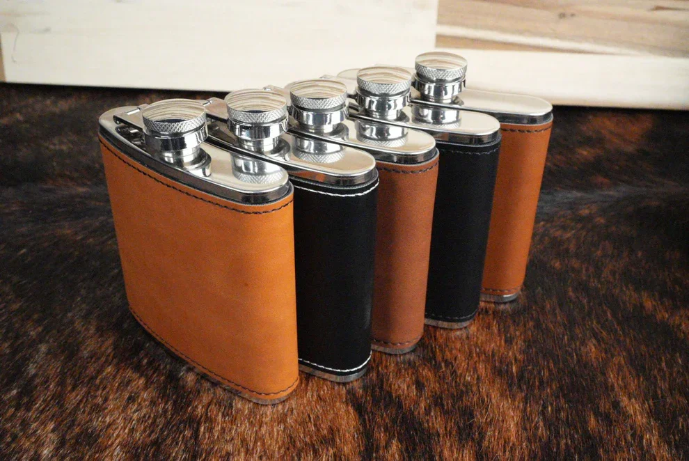 6oz-hip-flasks-heritage-collection-premium-leatherette-1876672.jpg.webp