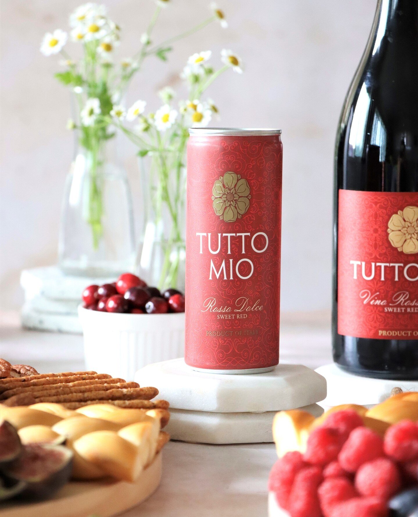 Look at the time &mdash; Wine Wednesday, again! Are you doing a laid-back wine hour on the couch or cooking up a fancy pairing? Our Tutto Mio pairs amazingly with both!