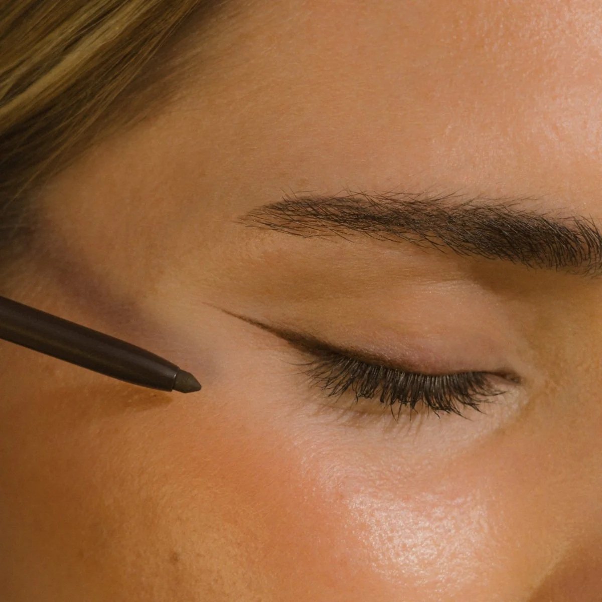Eyeliner brown.jpg