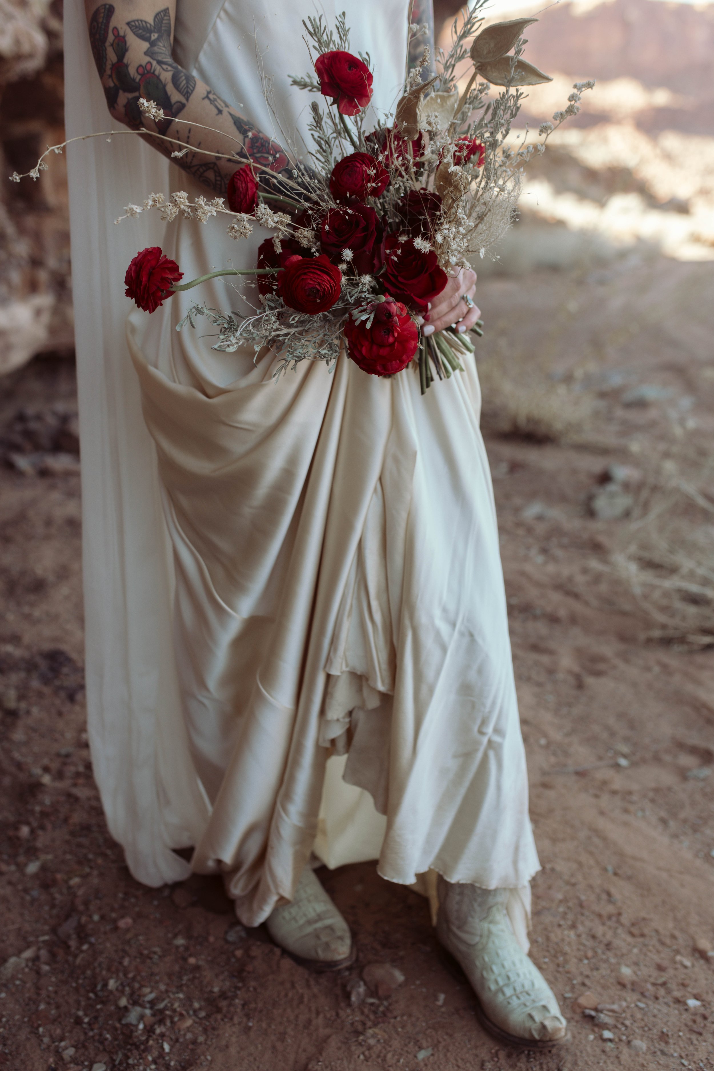  utah desert elopement wedding dress 