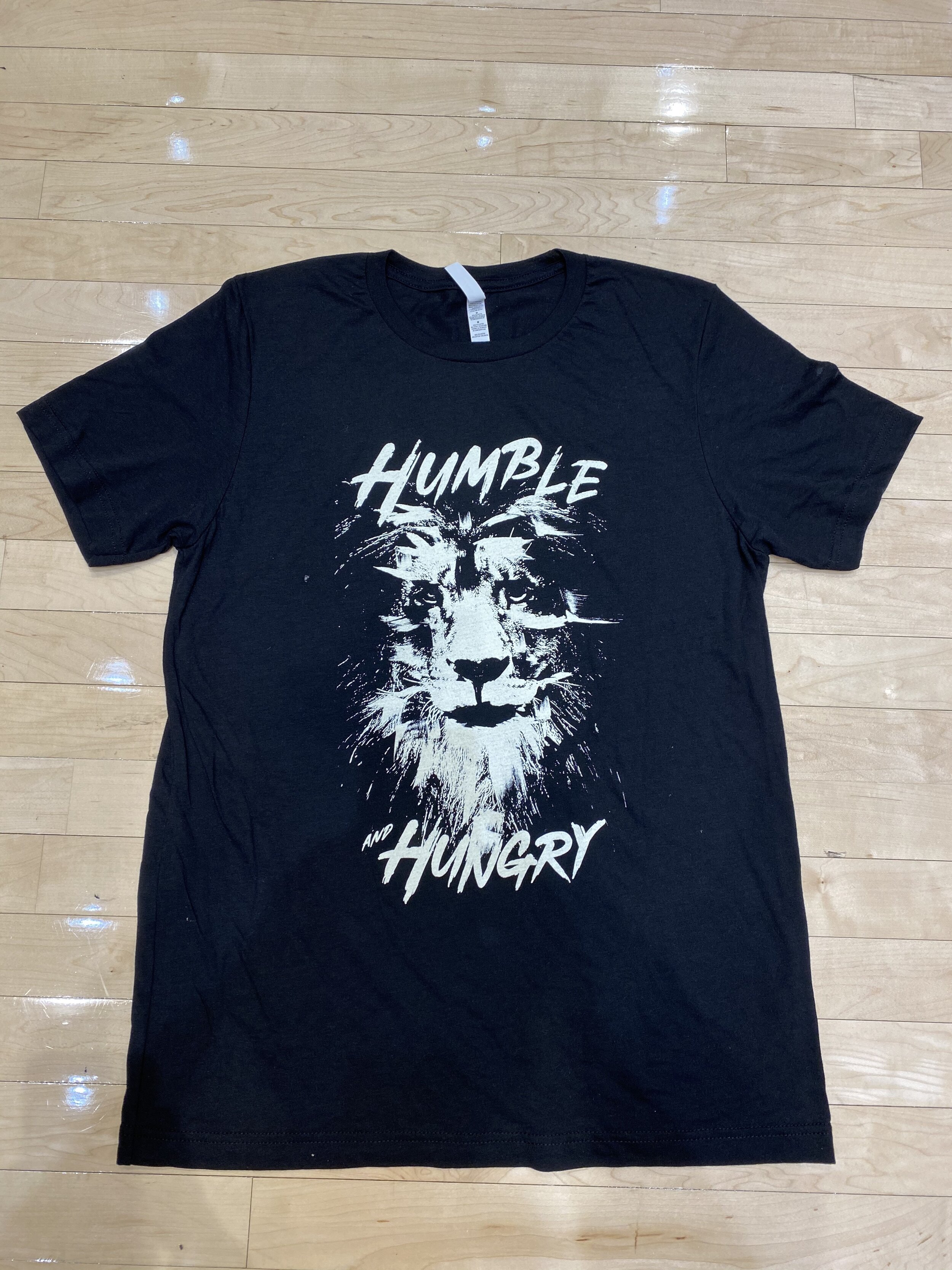 Humble Hungry Lion Graphic T-shirt — PRO HOOPS NYC