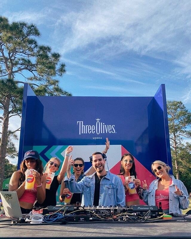 @threeolives made it easy to get through the portal 🌀 till next time @okeechobeefest !