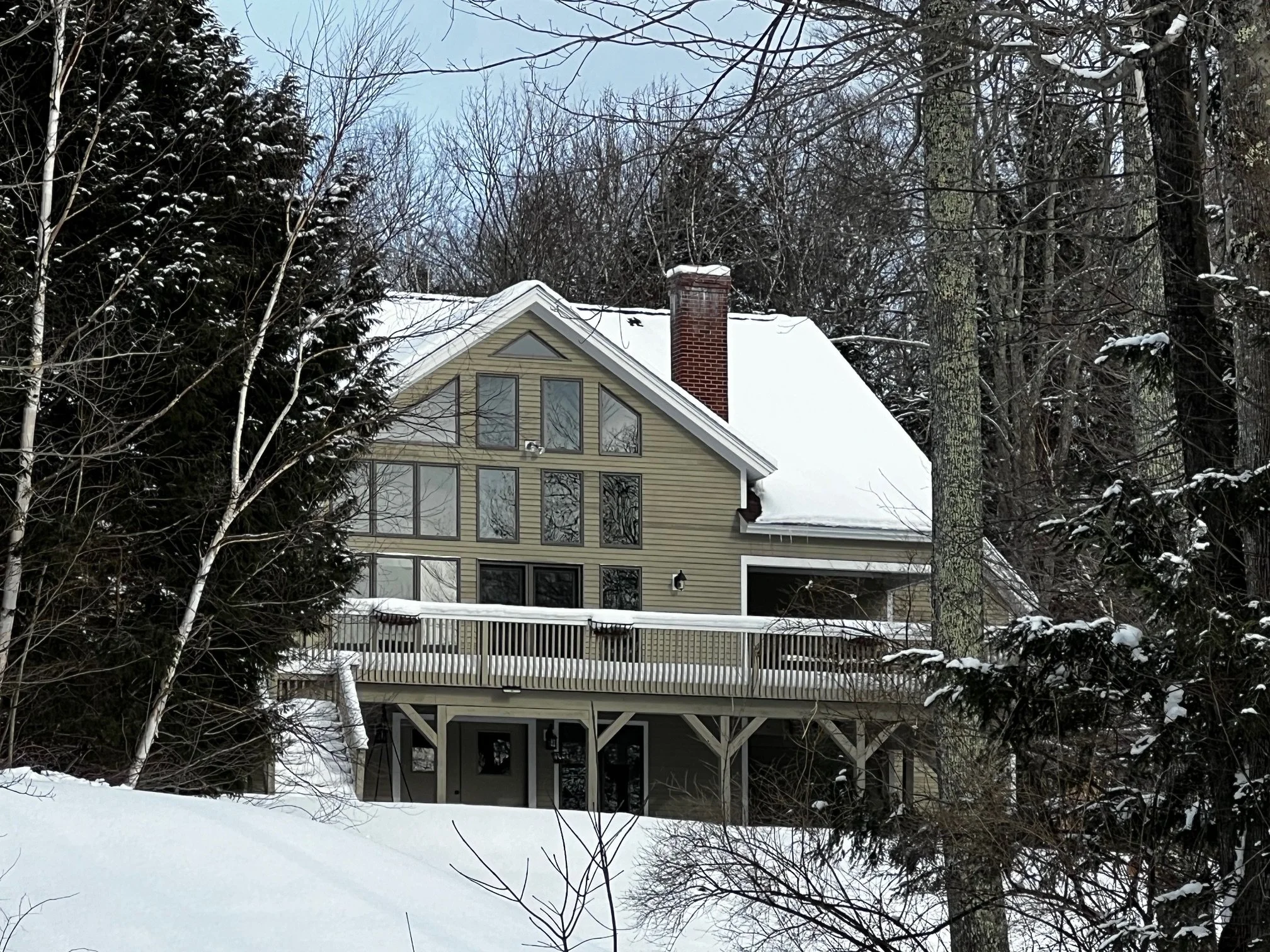 Stowe-front of house2.jpg