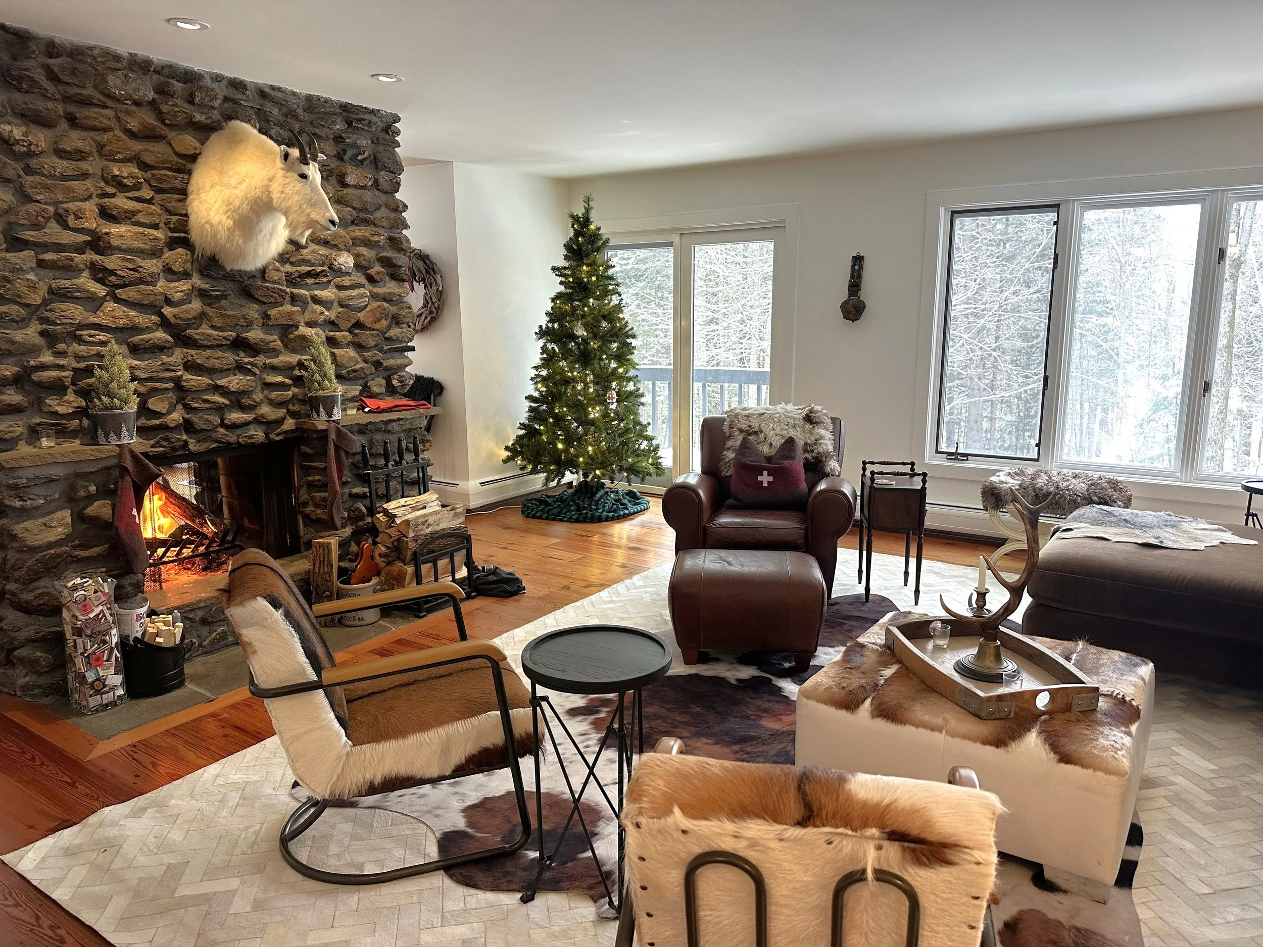 Living room 3.jpg
