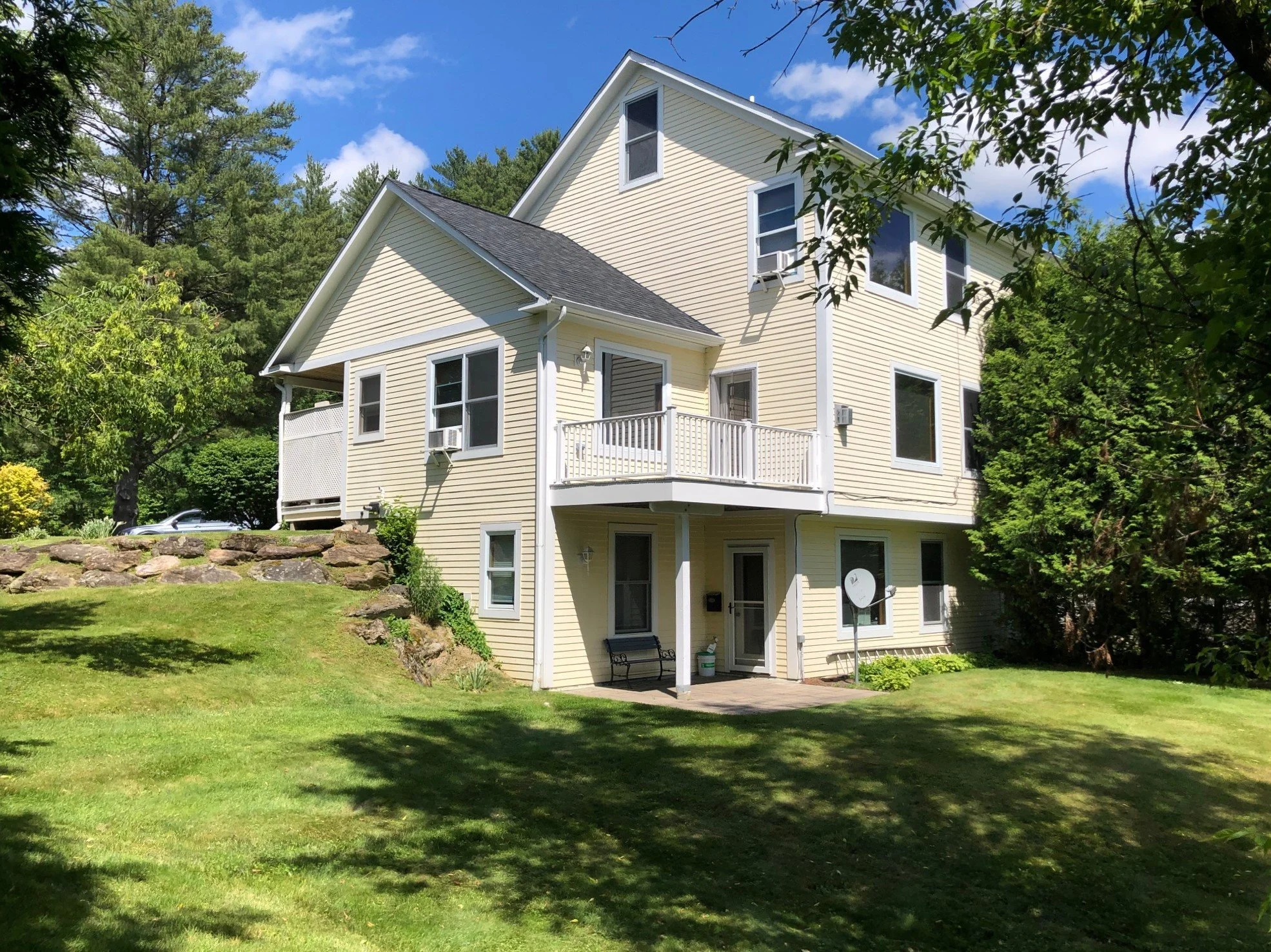 12 Bedrooms — Stowe Vermont Rentals