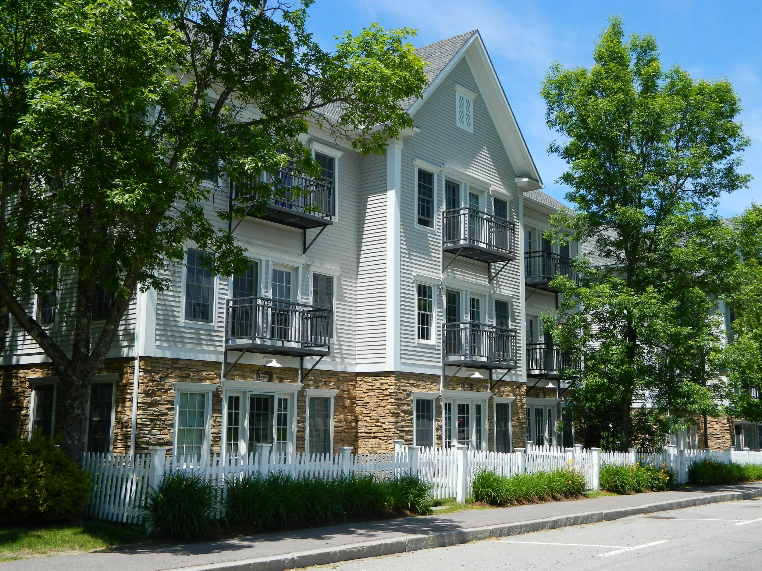 3+ Bedrooms — Stowe Vermont Rentals