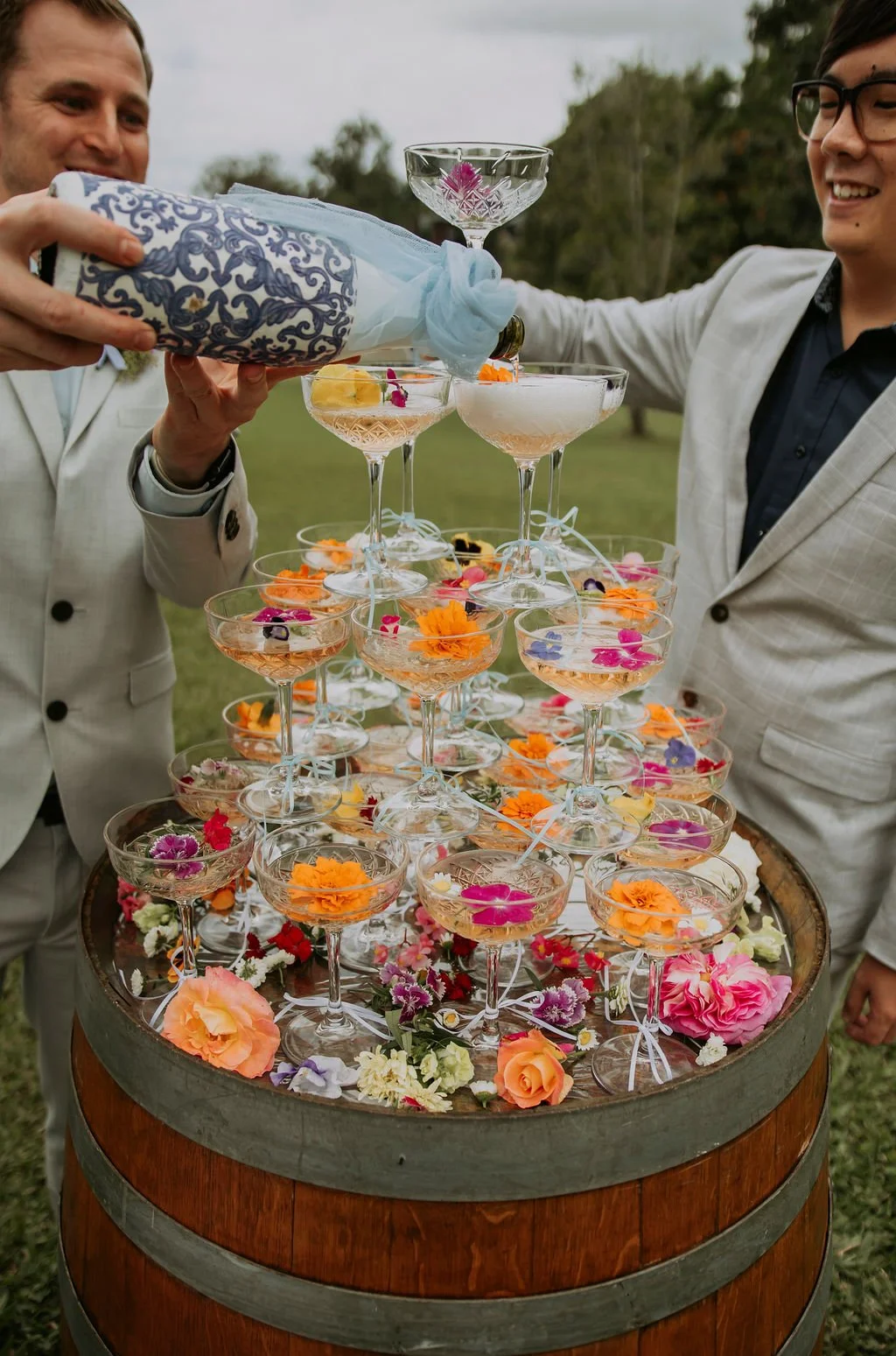 Fun, colourful, joy-filled florals and a wedding day you can actually enjoy? Yes please.

Your flowers should never feel like a source of stress. With over 20 years of experience, we help guide you through the design process, shape a floral vision yo