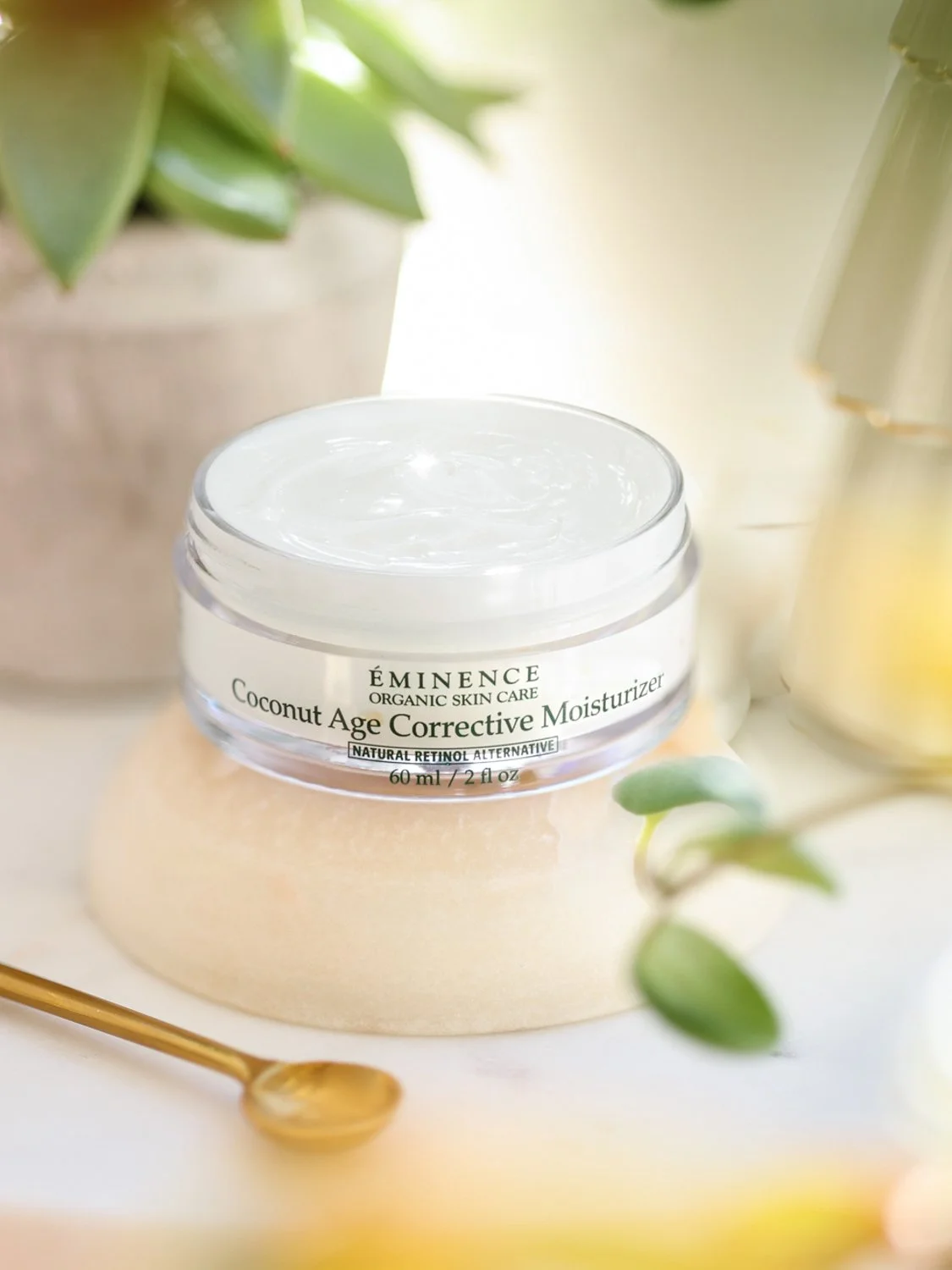 EM256-2256-coconut-age-corrective-moisturizer-pdp-library-image-1125x1500.jpg