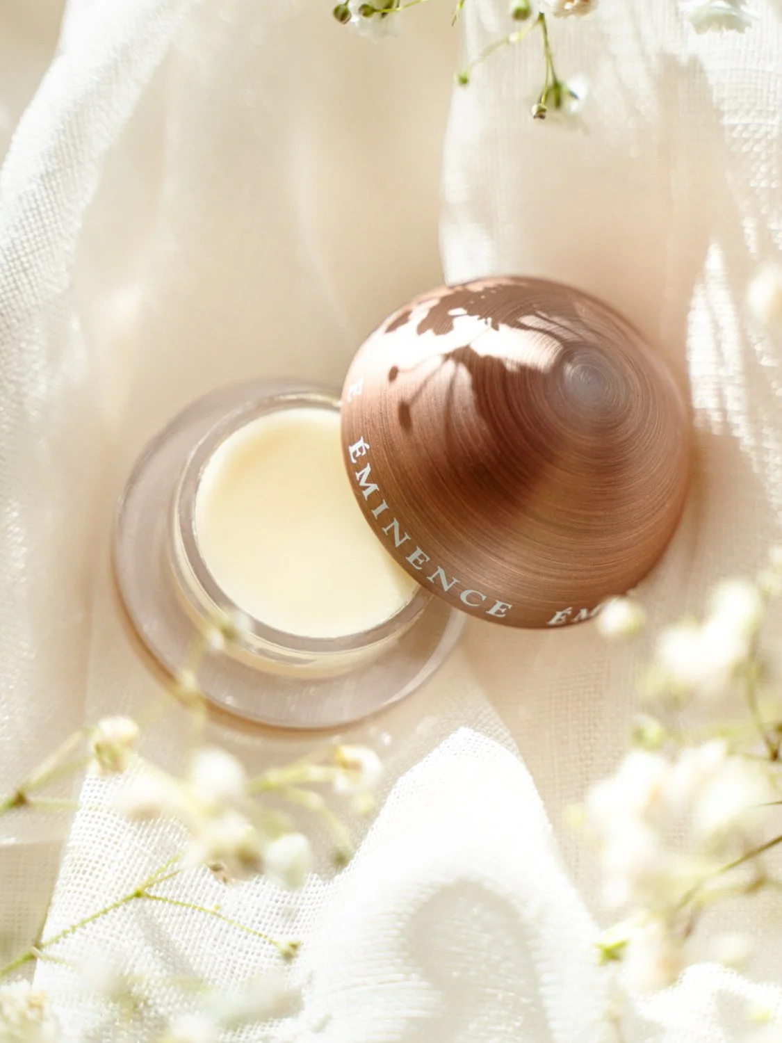 EM03-203-citrus-lip-balm-pdp-library-image-2-1125x1500.jpg