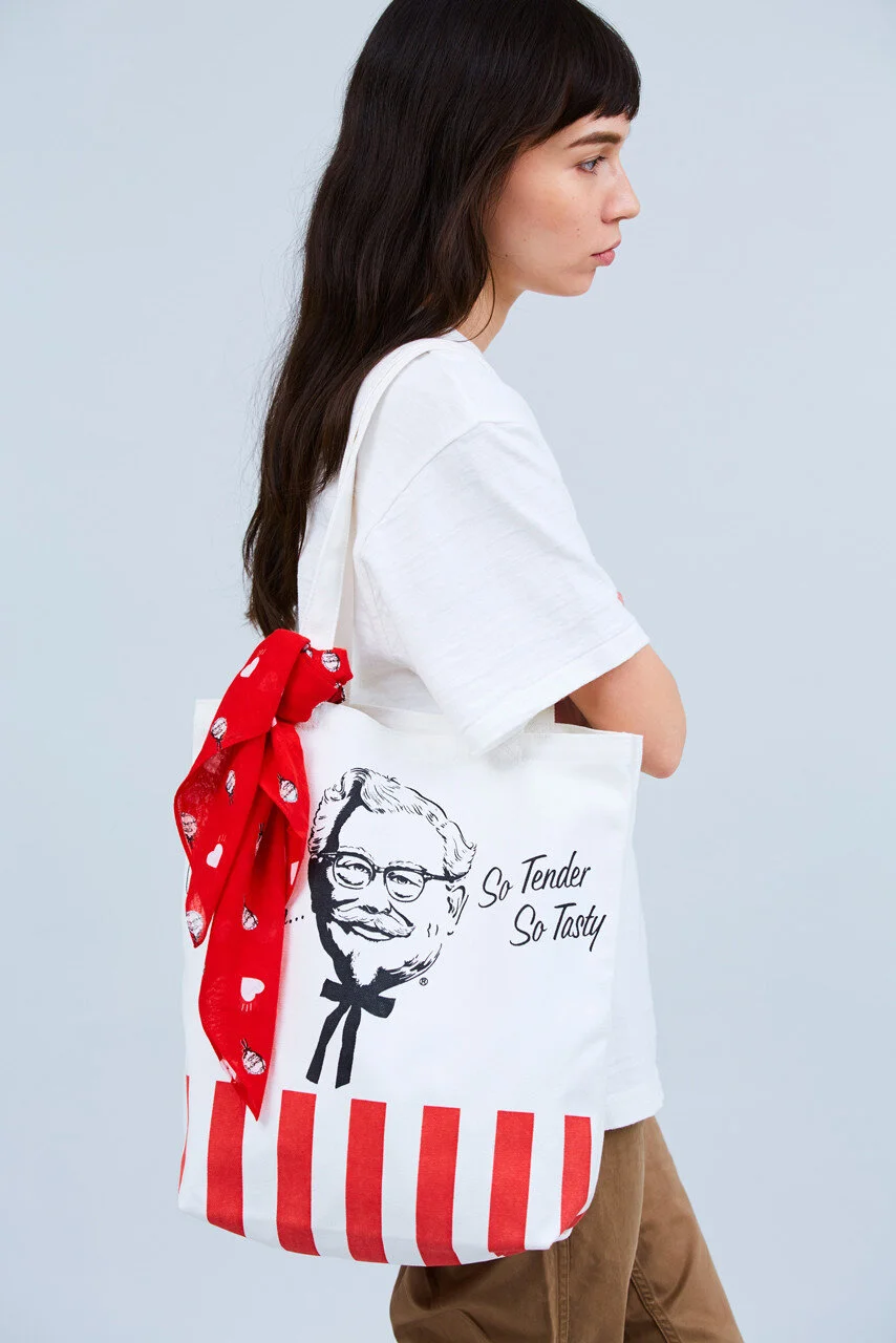 https___hypebeast.com_image_2018_11_nigo-human-made-kfc-lookboks-4.jpg