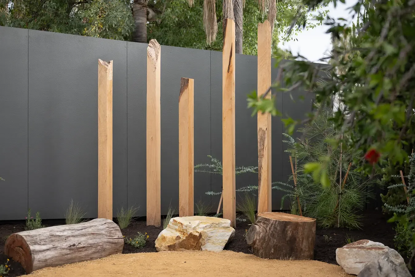 Natural timber post screening
