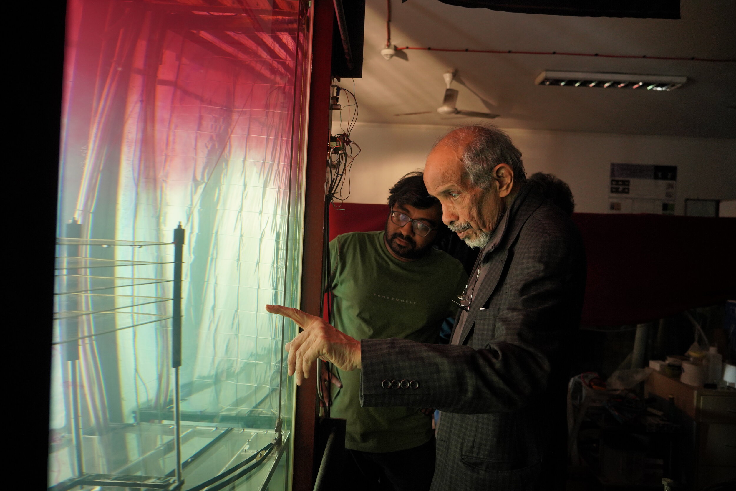 Creating clouds in a workshop with fluid-dynamicist Roddam Narasimha