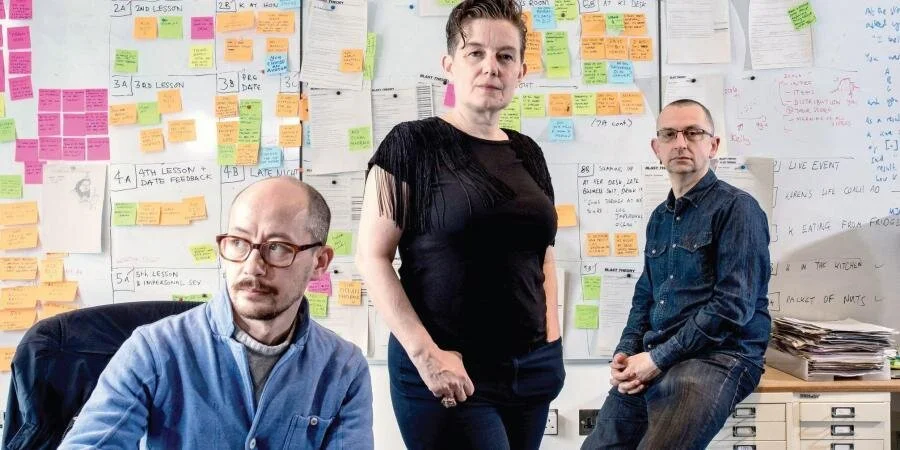 Checking into hotel contagion