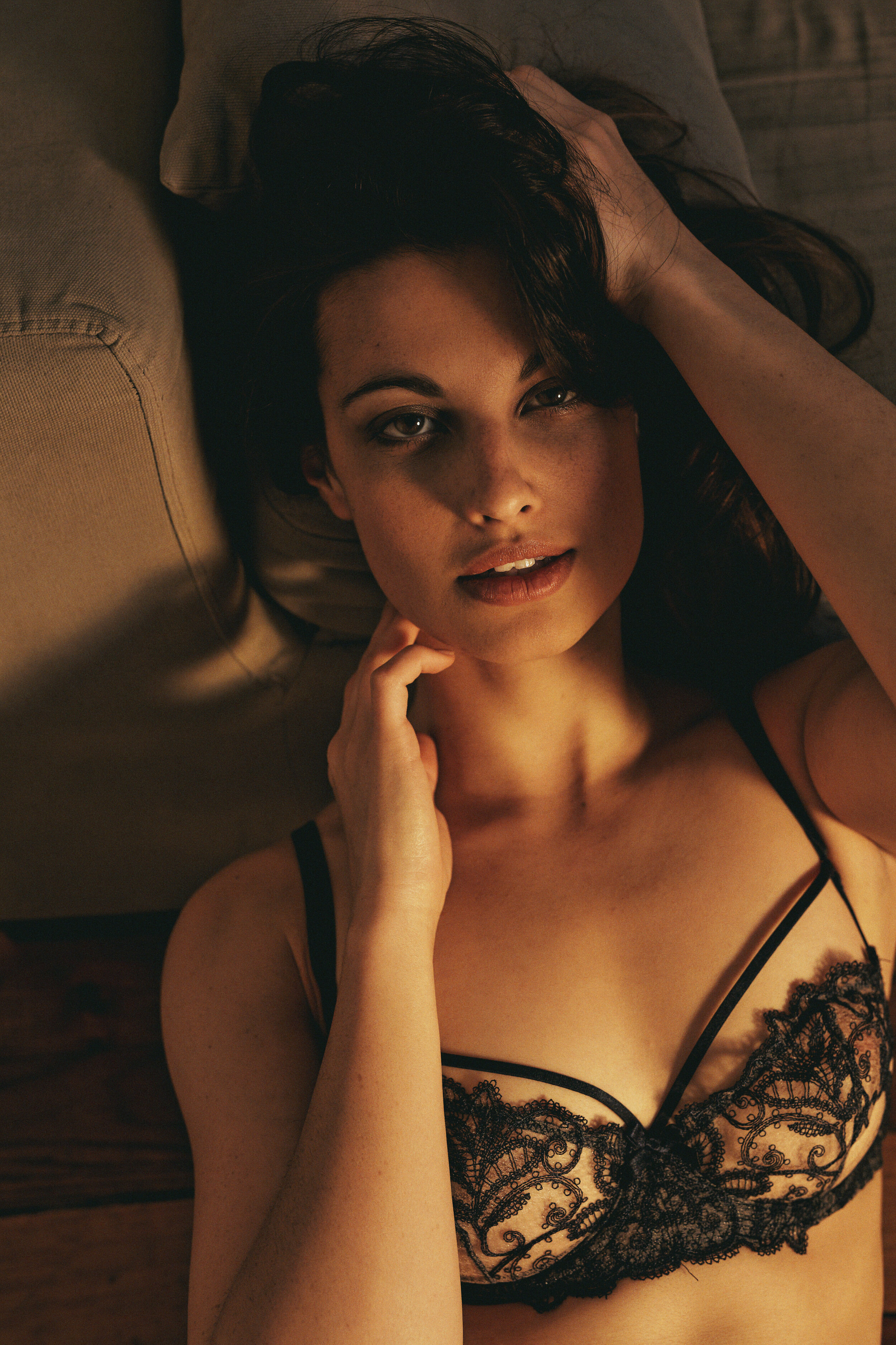 PHOTOGRAPHER : Jon VerleysenModel : Juliette Alenvers