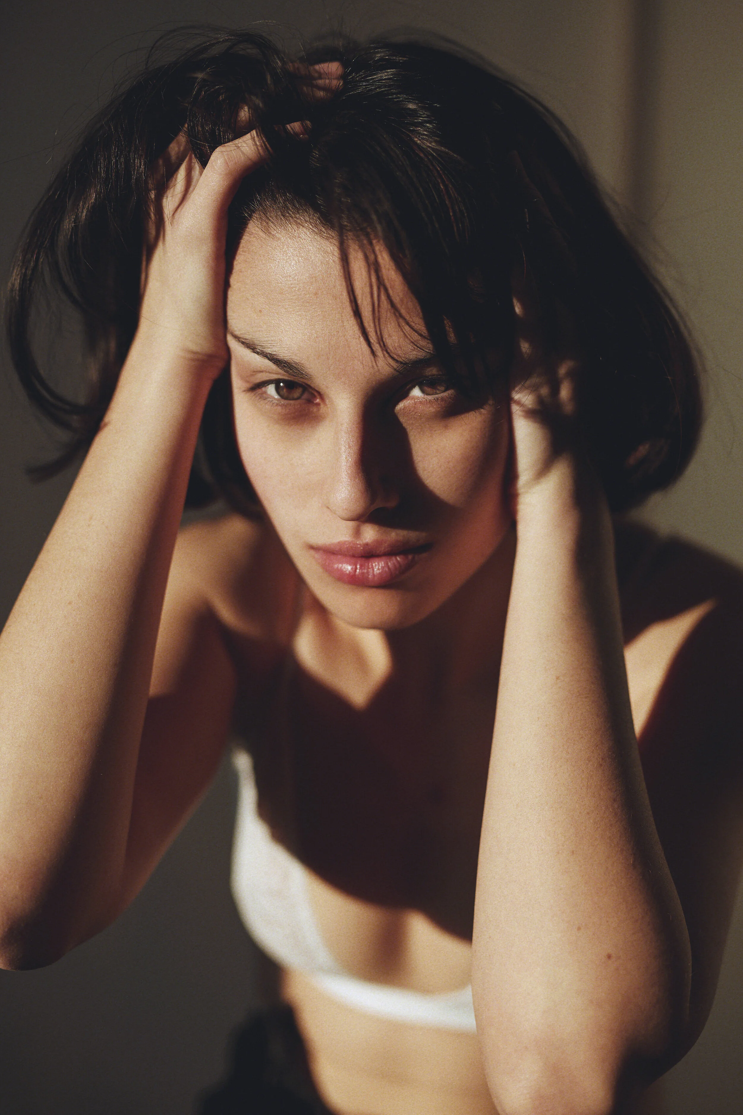 PHOTOGRAPHER : Jon VerleysenModel : Juliette Alenvers