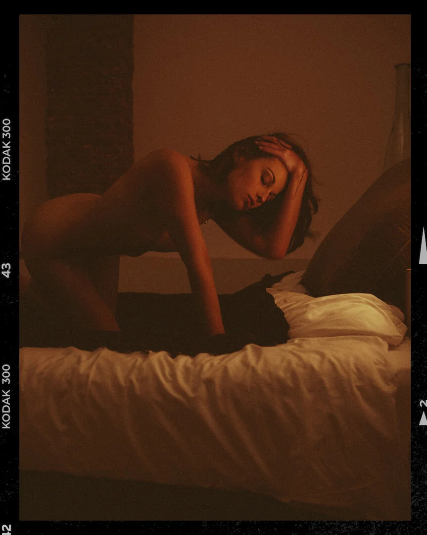 Photographer : Jon VerleysenModel : Juliette Alenvers