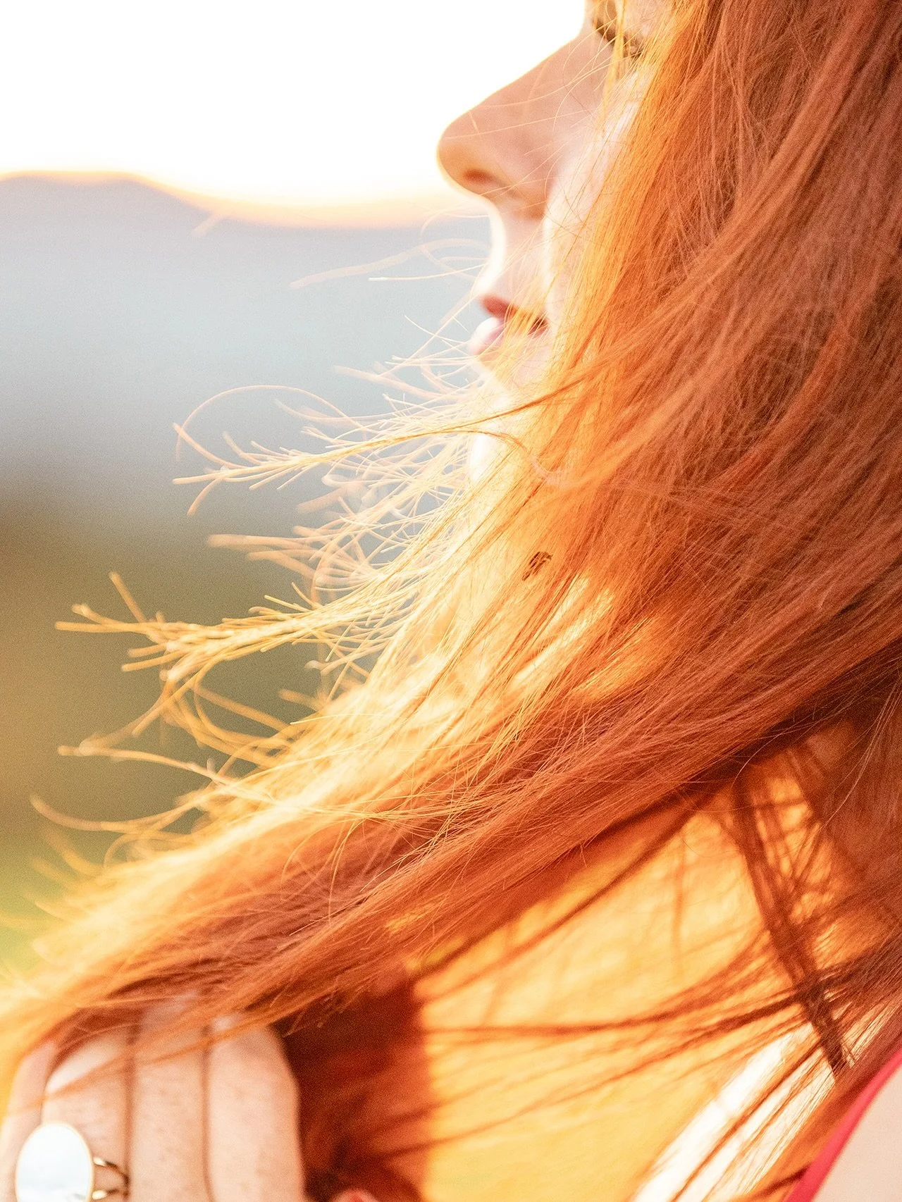 ✨ SAMHAIN. Eine Schwelle vom Sterben ins Leben. 

&bdquo;Alles Leben n&auml;hrt sich aus dem Sterben.&ldquo; 

Ich habe in meinem Leben viel Sterben erlebt. Habe Menschen, die ich sehr geliebt habe, auf die andere Seite begleitet, betrauert, beweint,