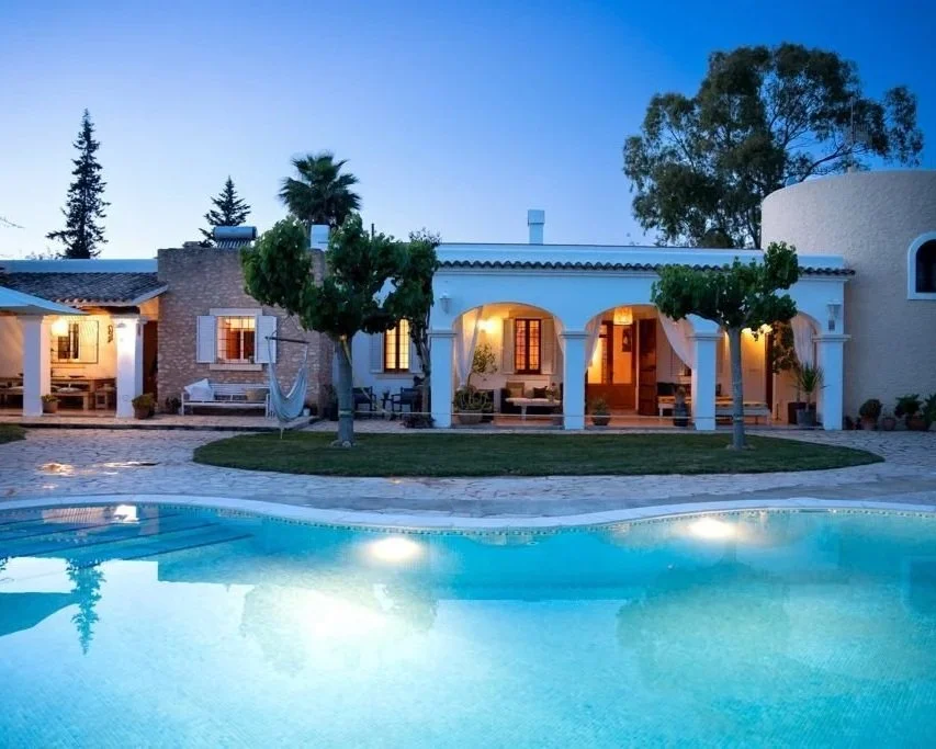 Her Return- Retreat auf Ibiza