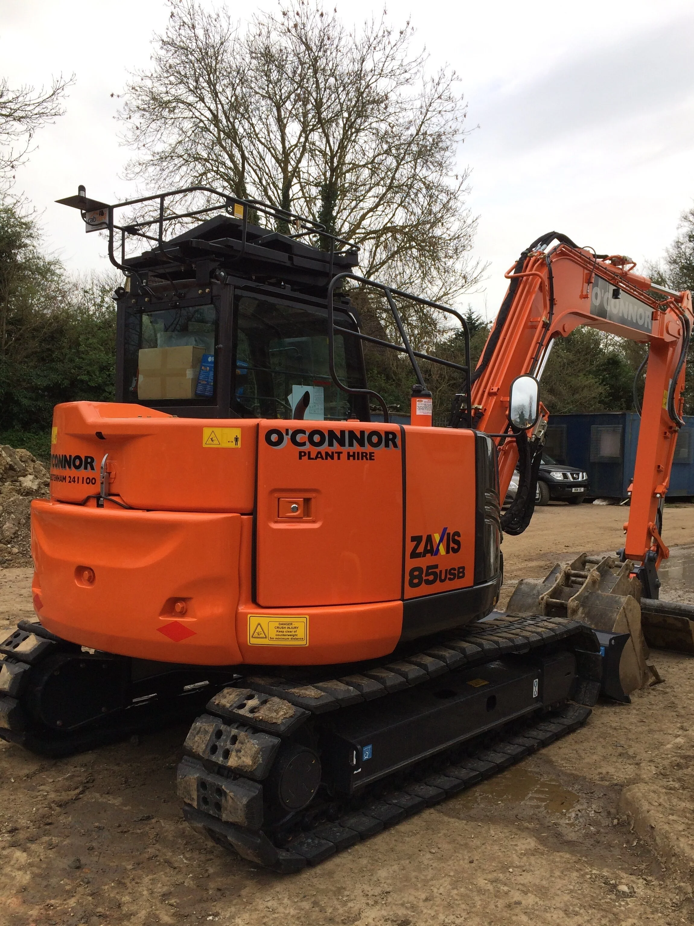 Hitachi 8.5 ton excavator