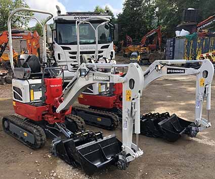 Takeuchi TB210.JPG