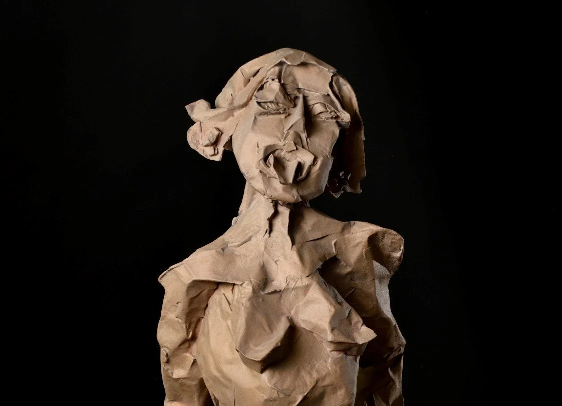 Je m'en fous — Dr. Gindi - Sculptor