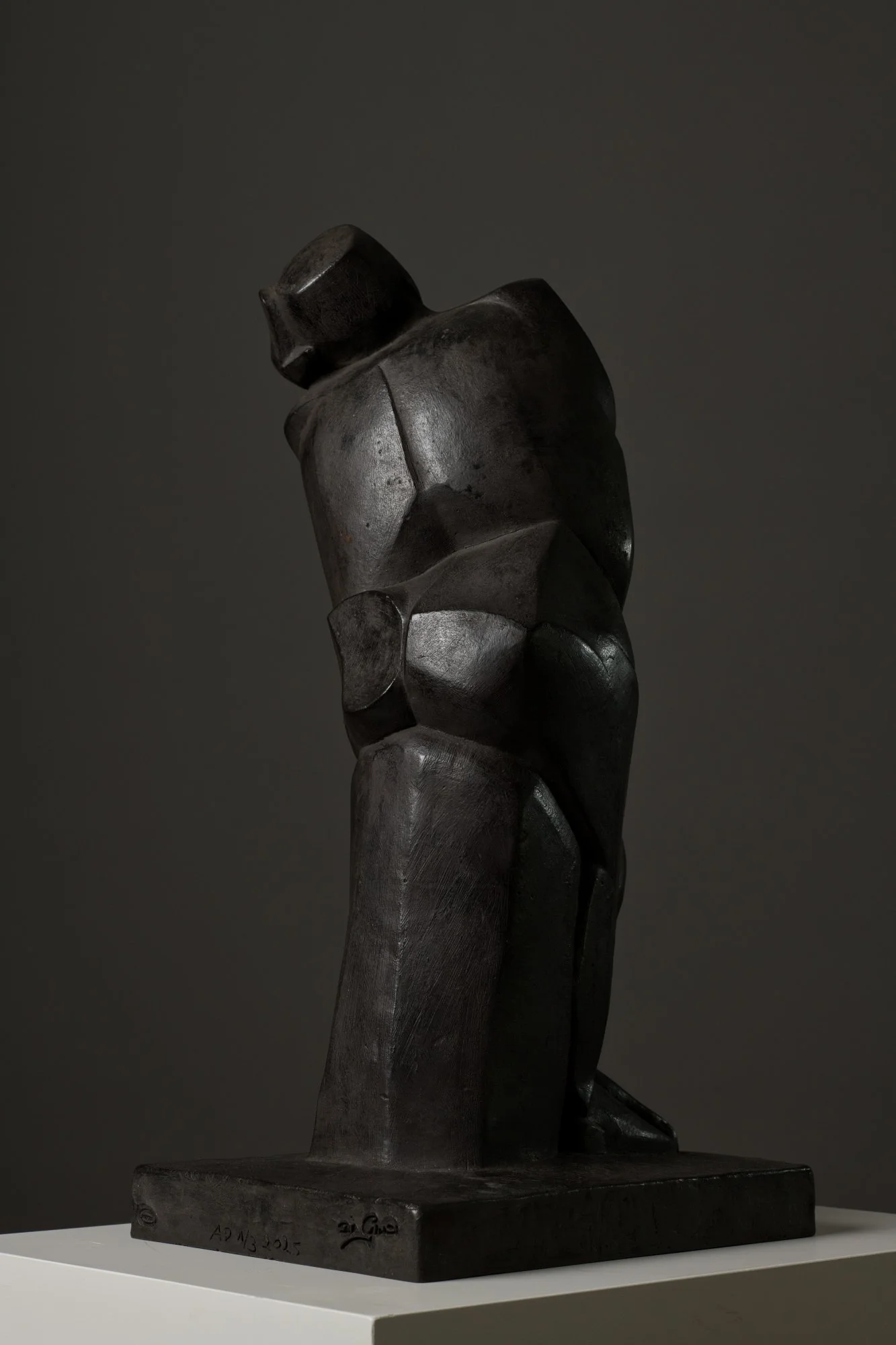 Dr. Gindi - Caress Suffinire - Bronze (6).JPG