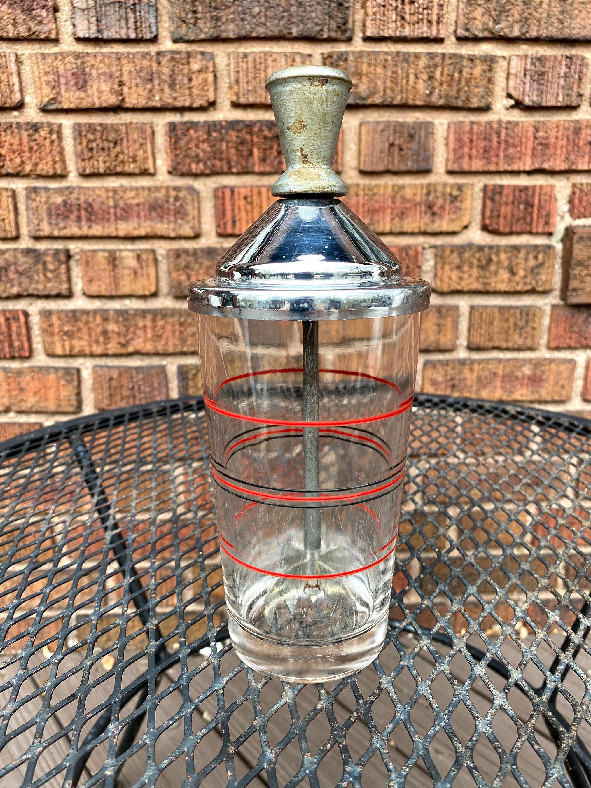 Vintage Lightening Ice Breaker