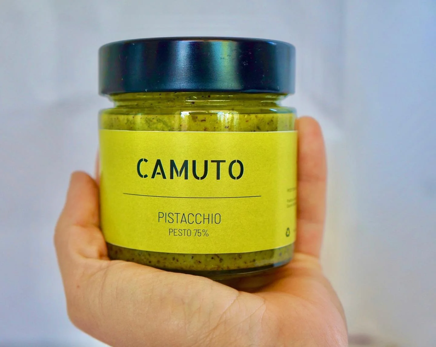 Ideale per le tue ricette estive! Hai gi&agrave; provato il nostro pesto con il 75% di pistacchio? 

#pistacchiodibronte#camuto#pesto#summer#sicilyrecipe#pistachiolovers#heanthyfood