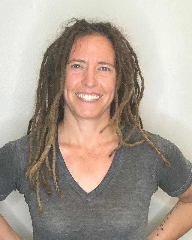 Transformation Tuesday 🙌🏼 These beautiful dreads were 17 years in the making. Our guest was concerned her only option was a buzz or pixie cut. With a lot of patience and help detangling with @badassmothercolor, a new woman was born ❤️ Thank you for