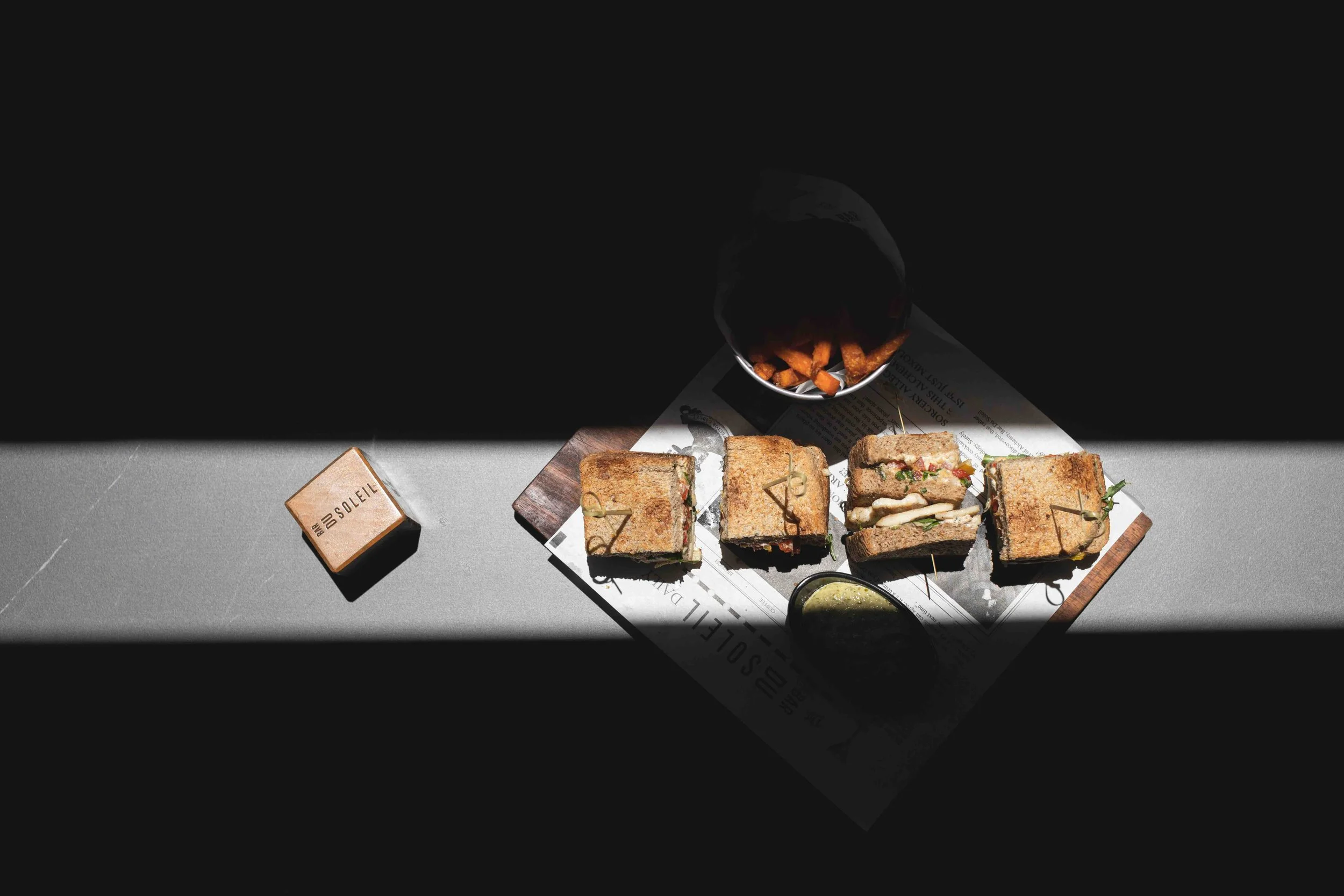 bar du soleil print design