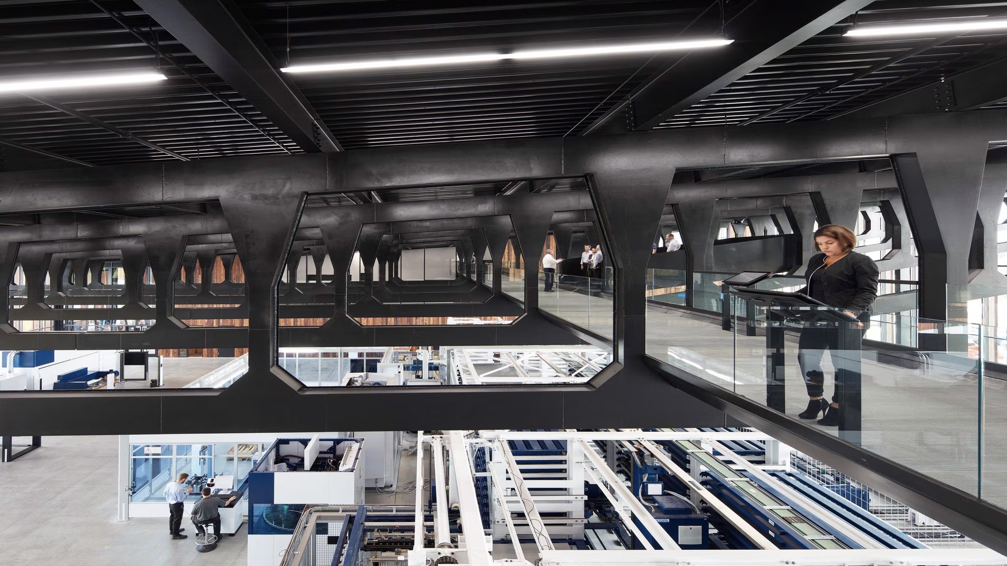 csm_TruConnect-Chicago-skywalk_8d627dc215 copy.jpg