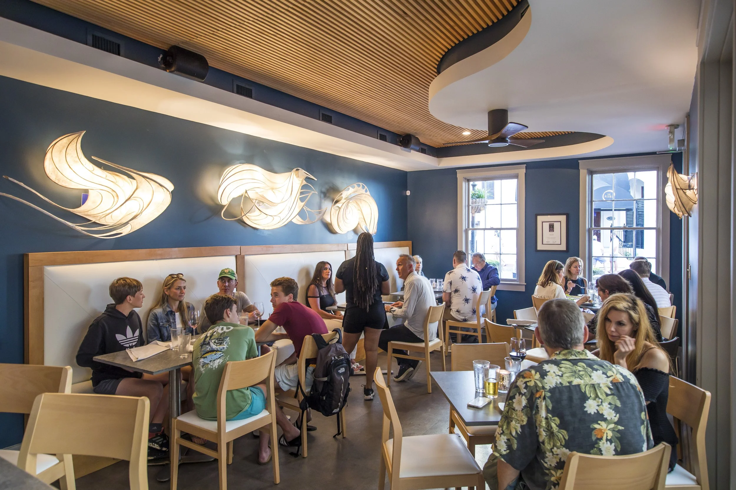 Edward's Fine Food & Wine