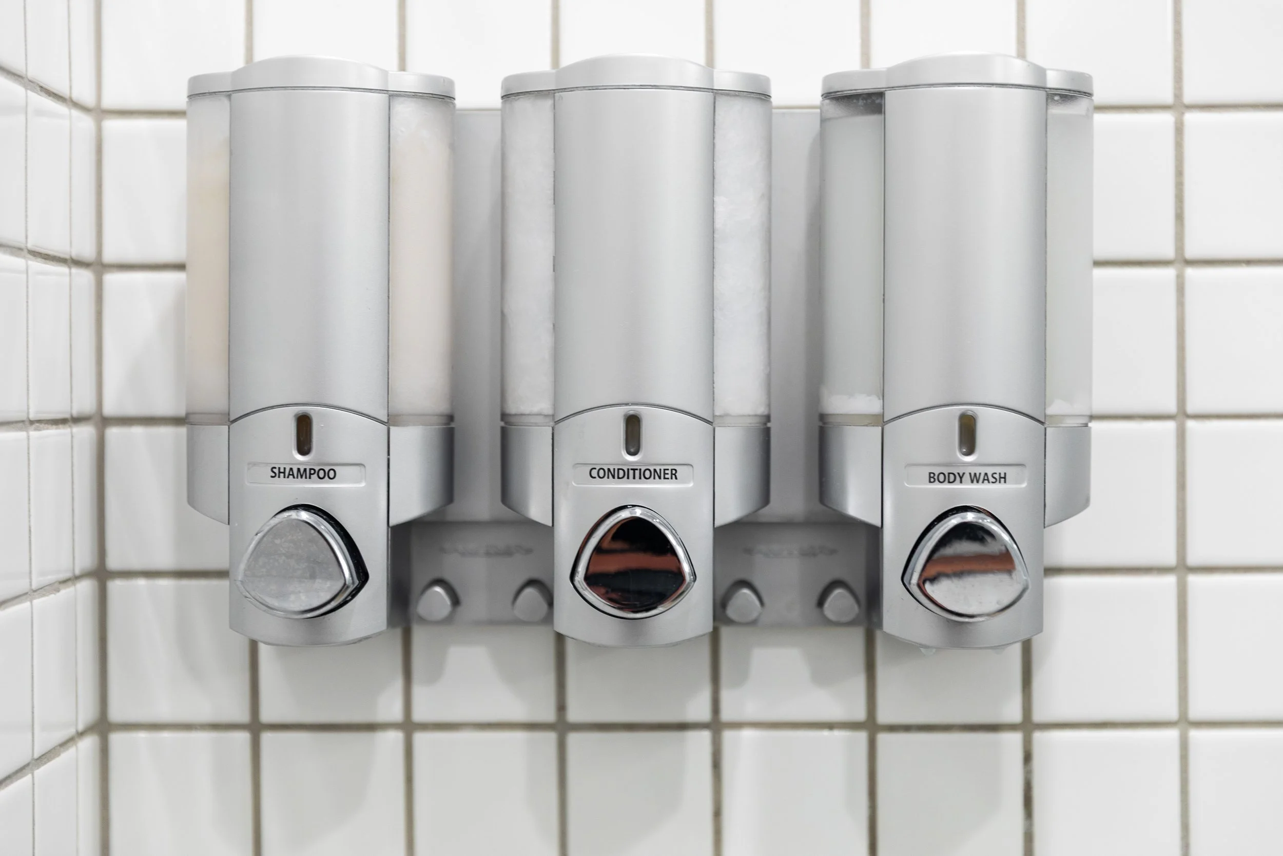 Shampoo, conditioner and body wash are provided in Douglas Modern Villa