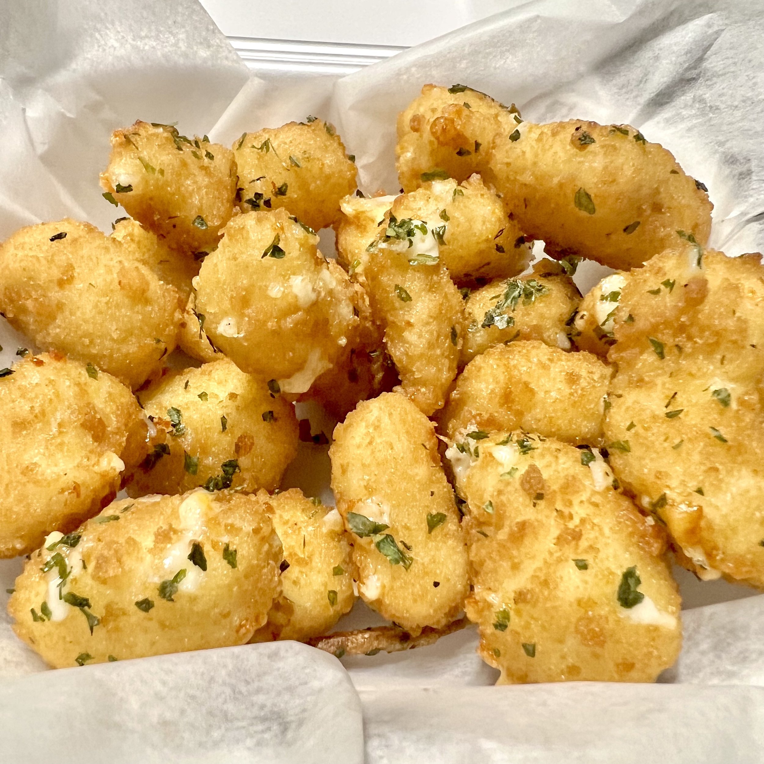 White Cheddar Cheese Curds.jpg