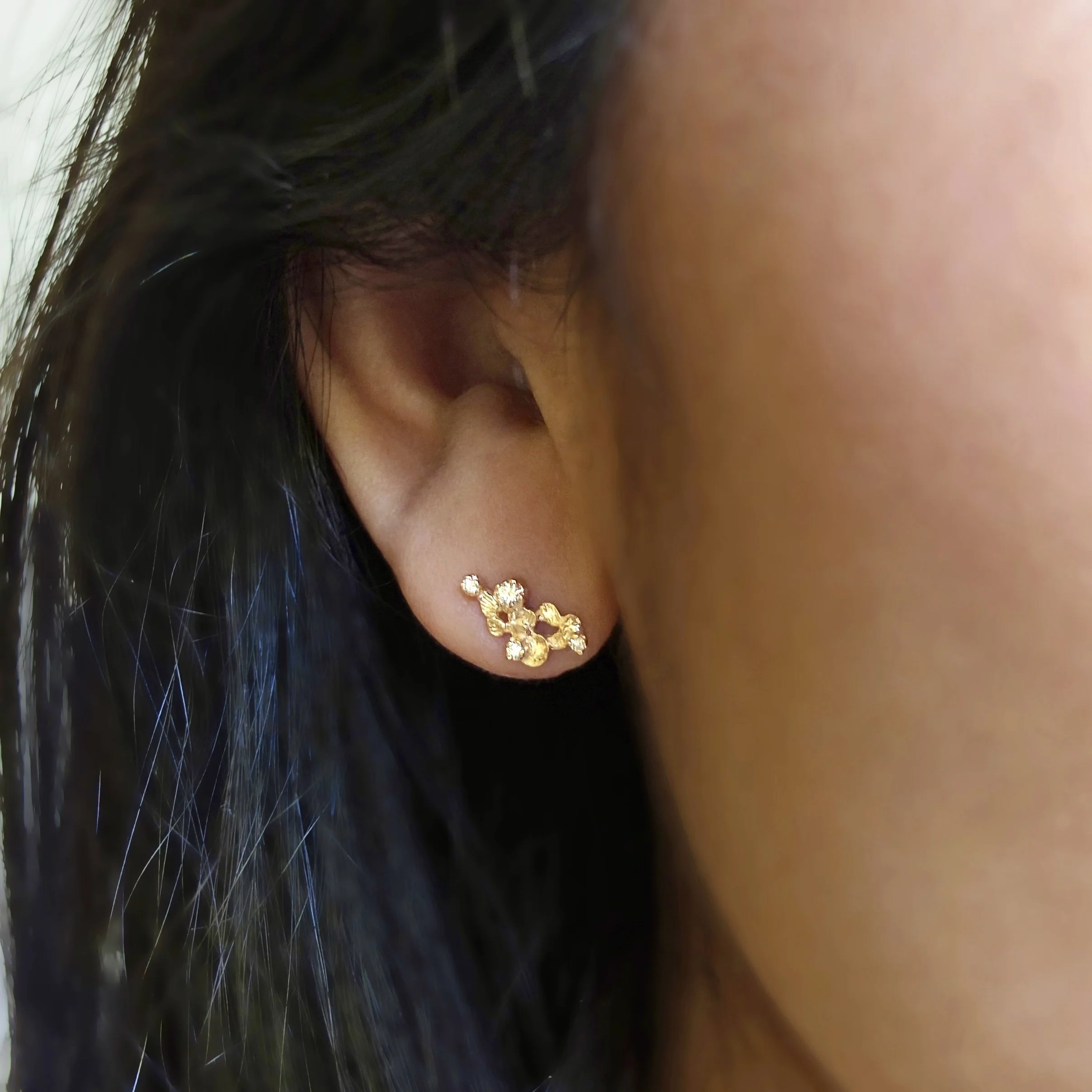 DSCF4172_TItania_Earrings_Model_2_2.jpeg