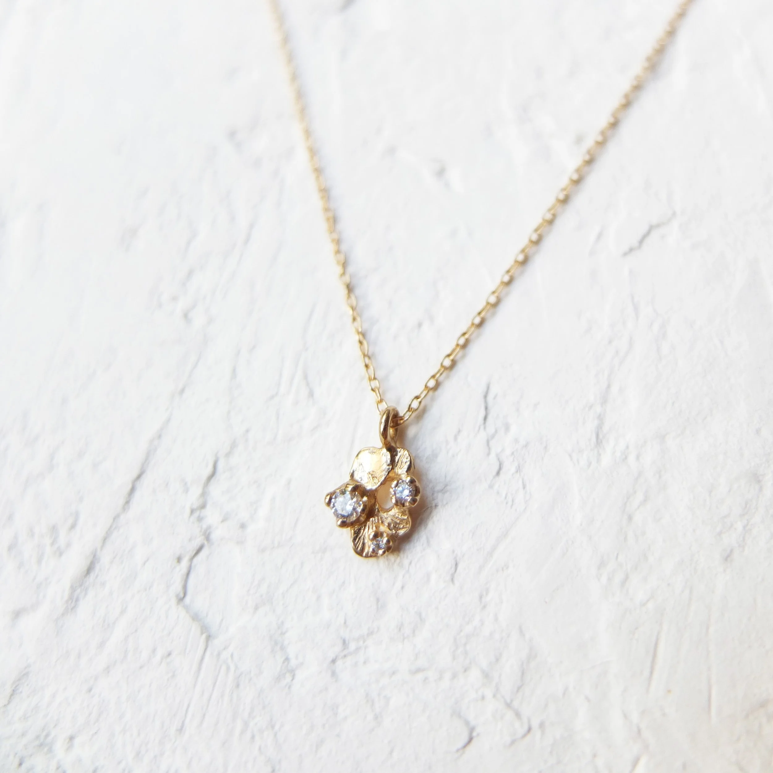Love-in-idleness Necklace - N101