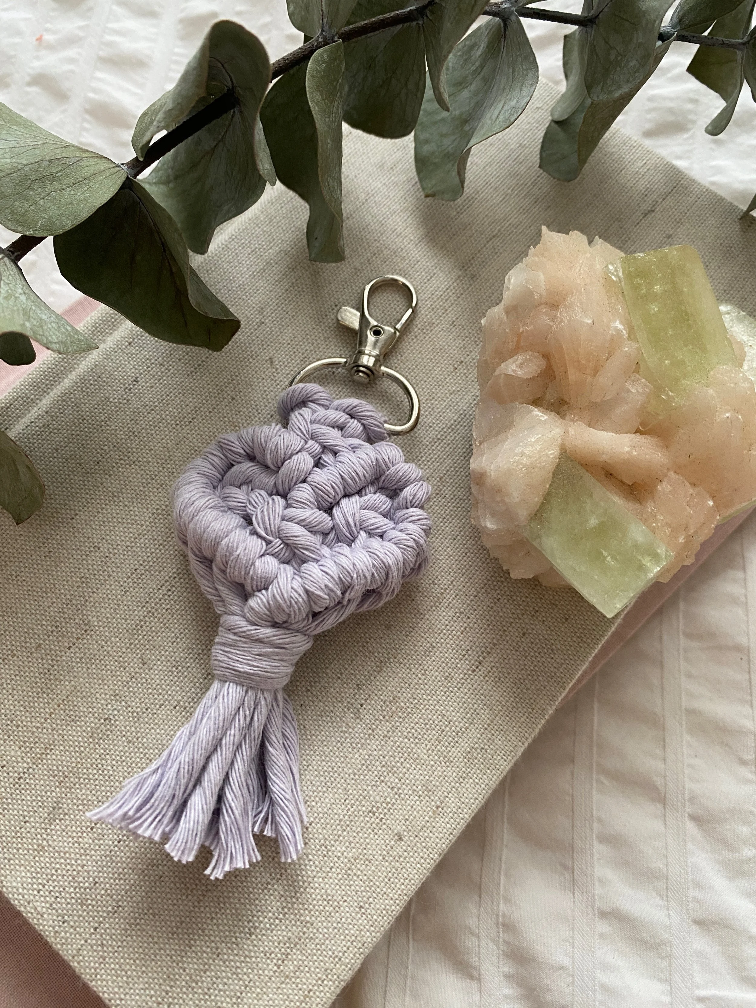 FunWithFibers_HeartKeychain_Lilac.jpeg