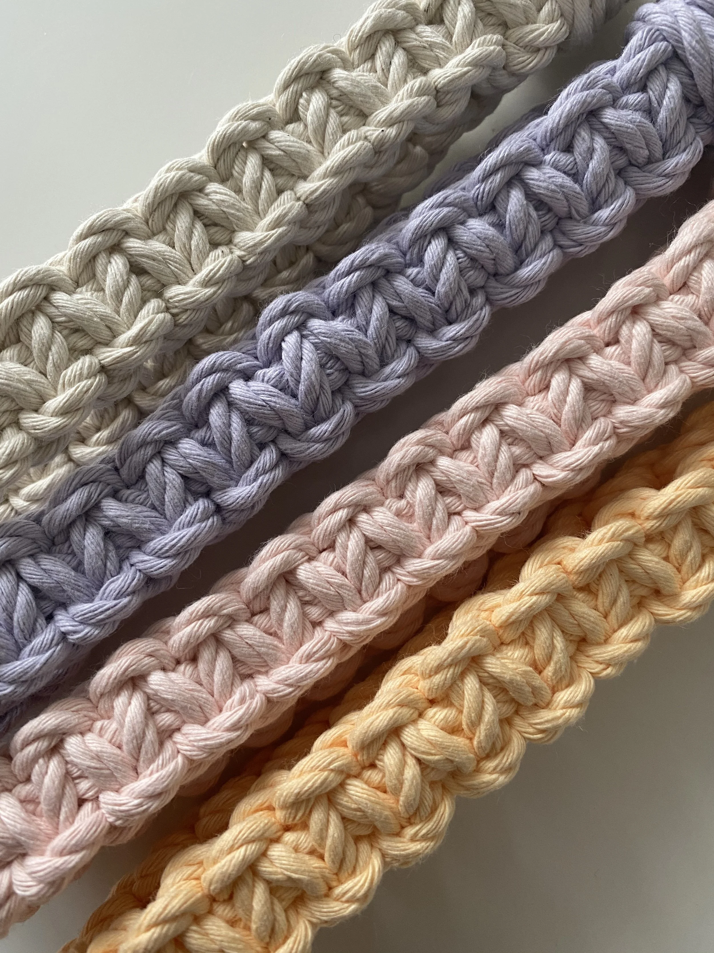 FunWithFibers_SunstoneWristlet_ColourVariants_CloseUp.jpg