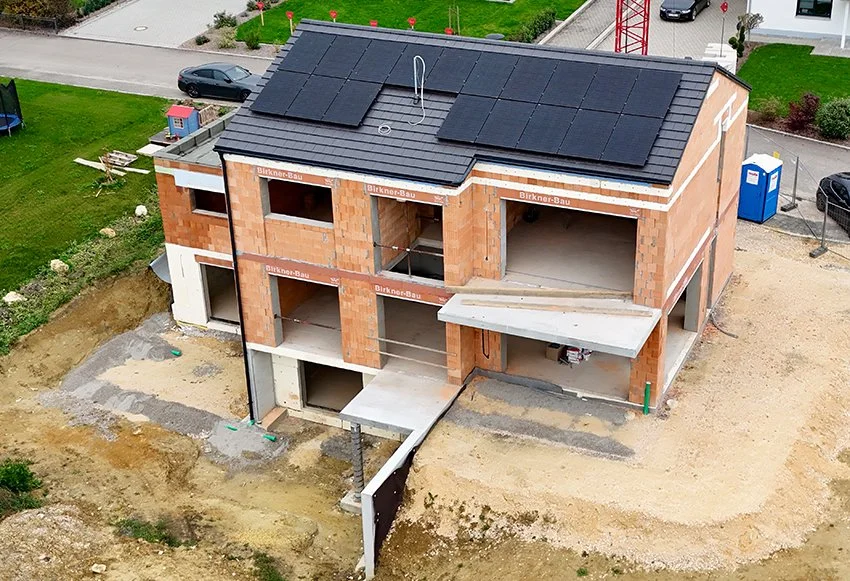 2P-Raum Architekten_EFH Finningen_Bayern_Sichtbeton (11).jpg